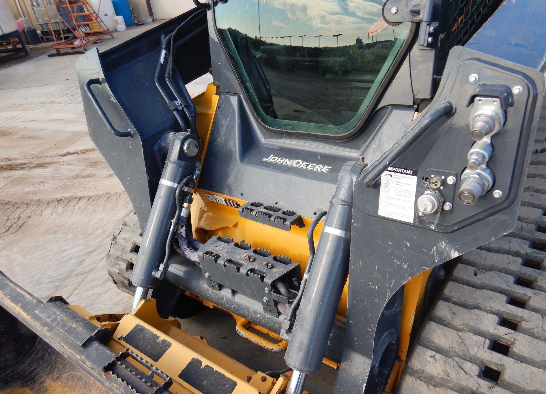 gallery 2020 John Deere 333G tracked skid steer loader