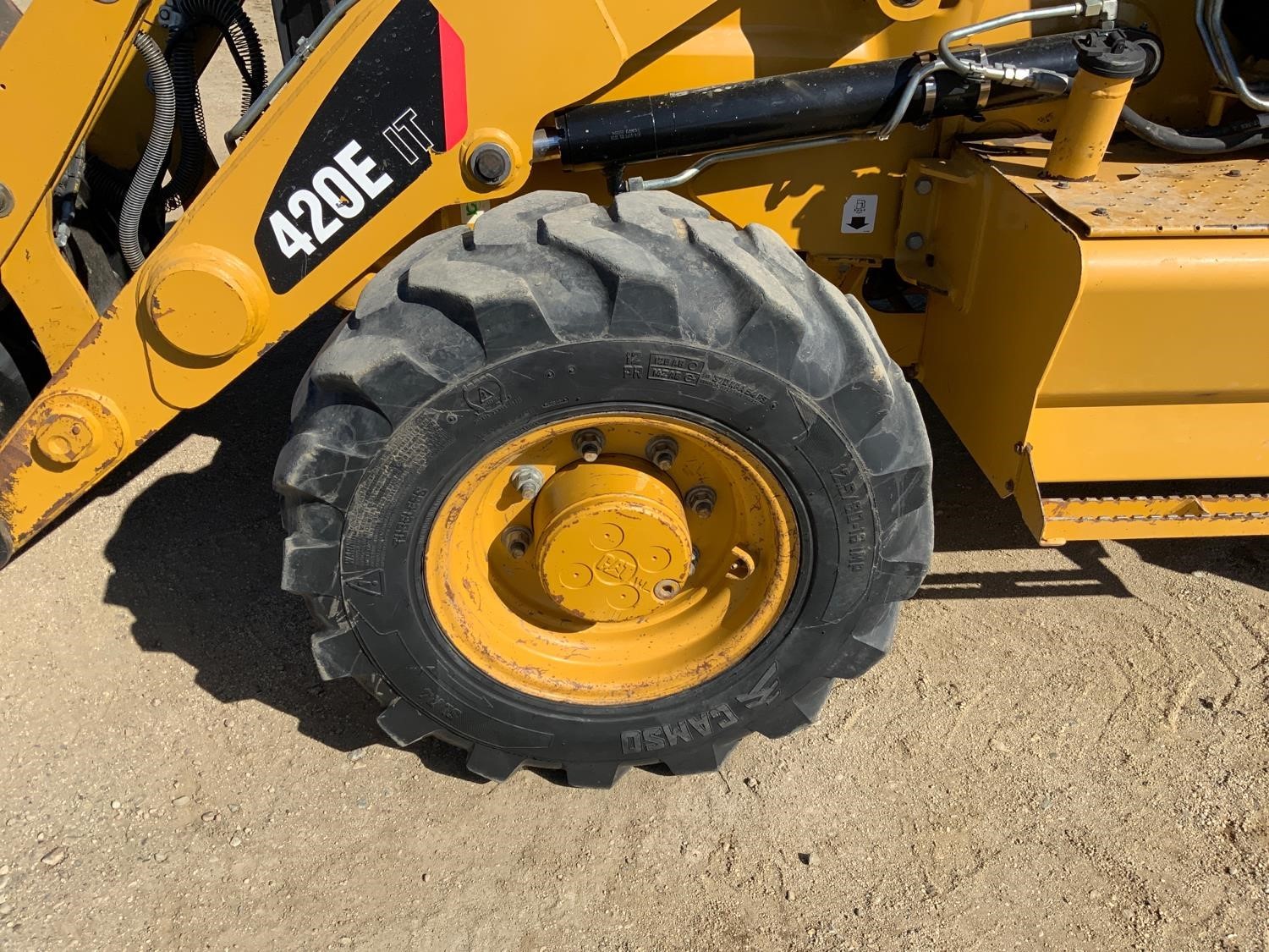 gallery 2011 Caterpillar 420E IT 4x4 Loader Backhoe