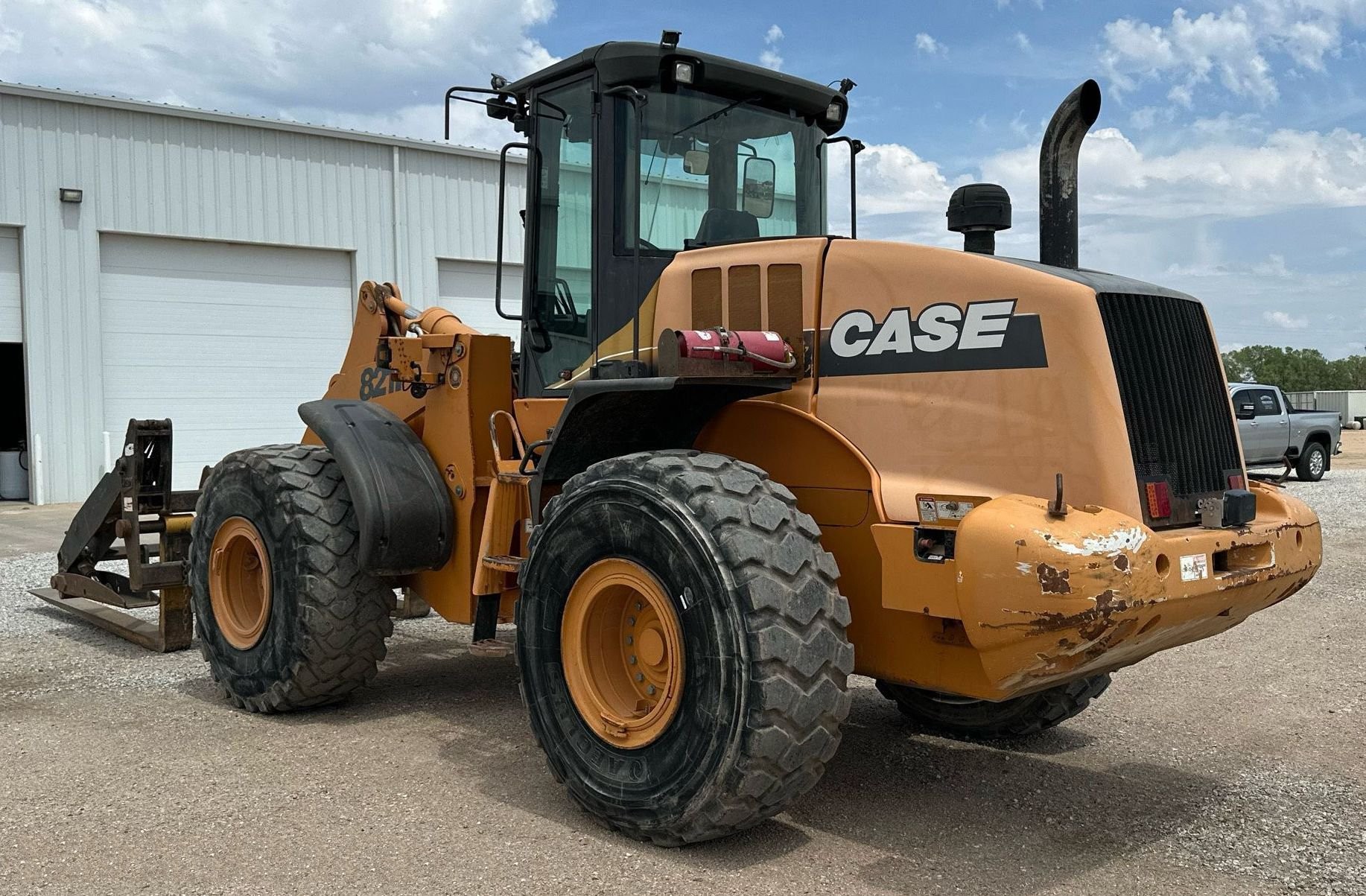 gallery 2011 Case 821F wheel loader