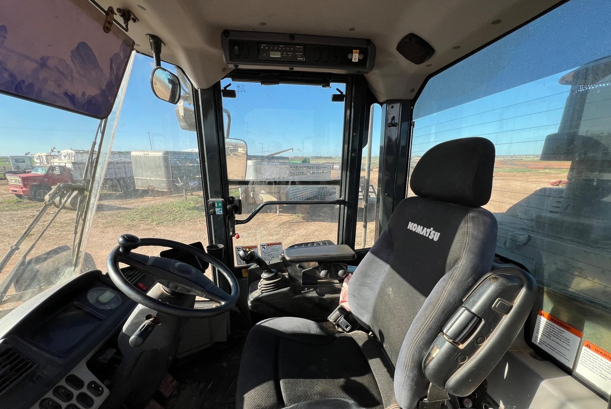 gallery 2016 Komatsu WA270-8 Wheel Loader WAttachments
