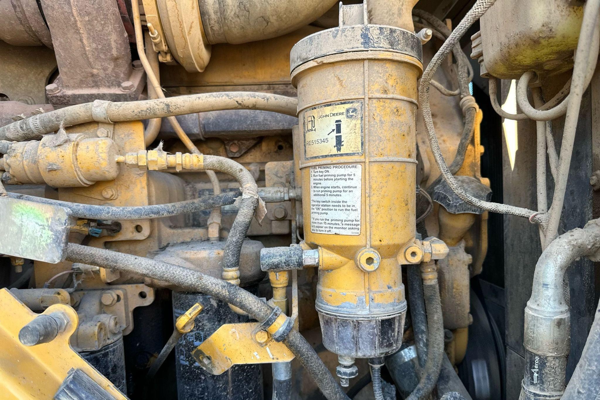 gallery 2006 John Deere 844J wheel loader