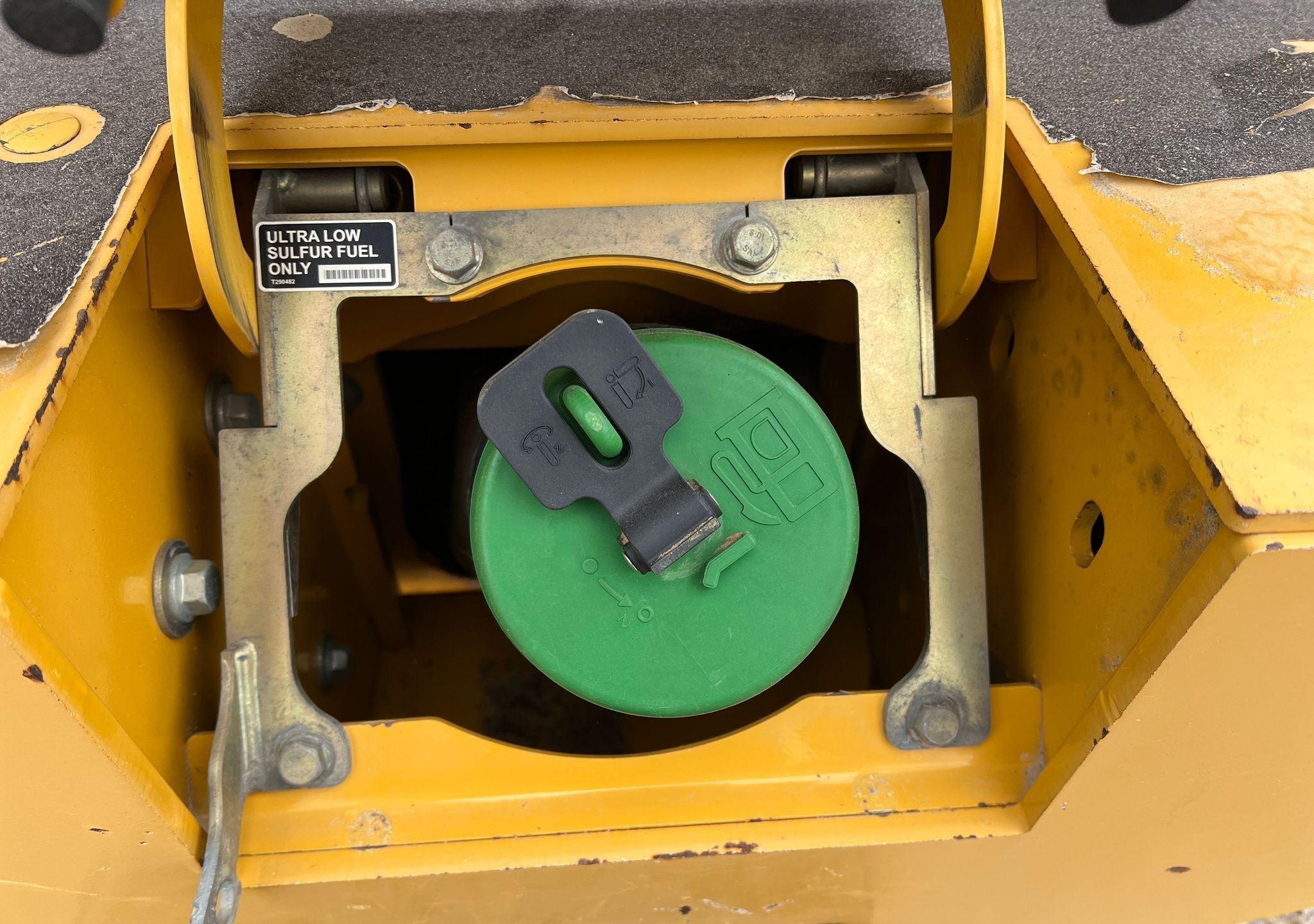 gallery 2012 John Deere 524K wheel loader