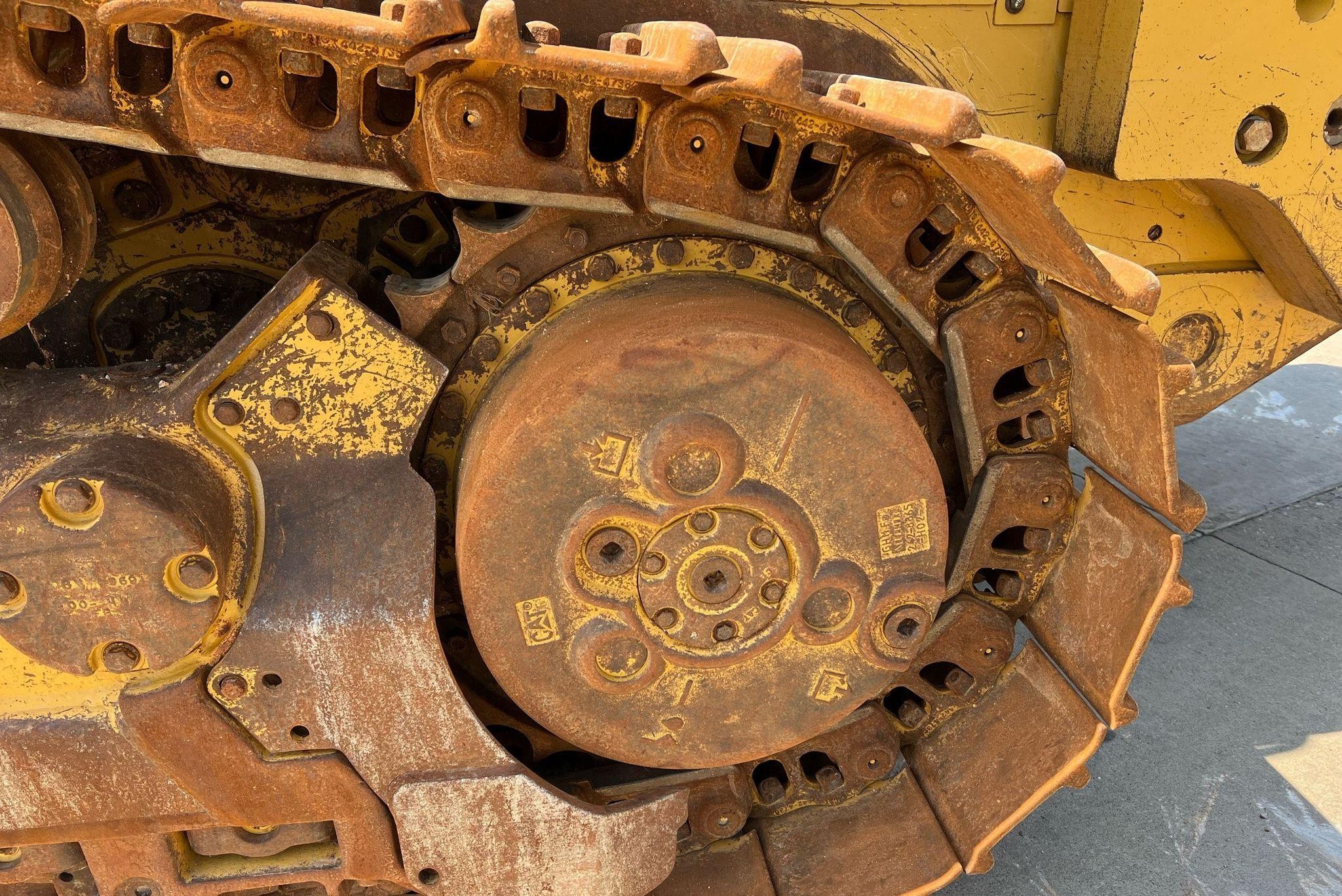 gallery 2016 Caterpillar 963K track loader