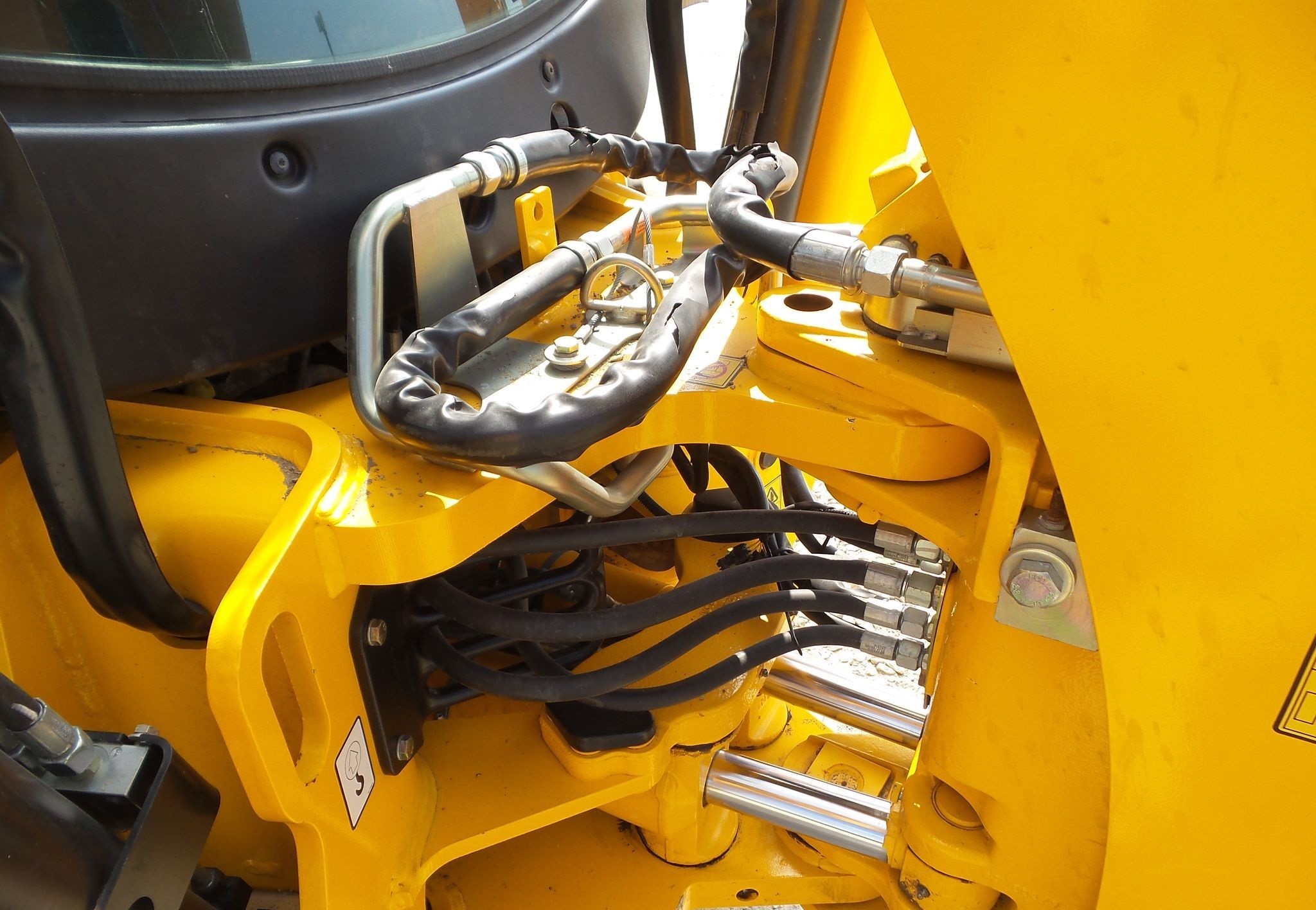 gallery 2016 JCB 3CX-15 backhoe