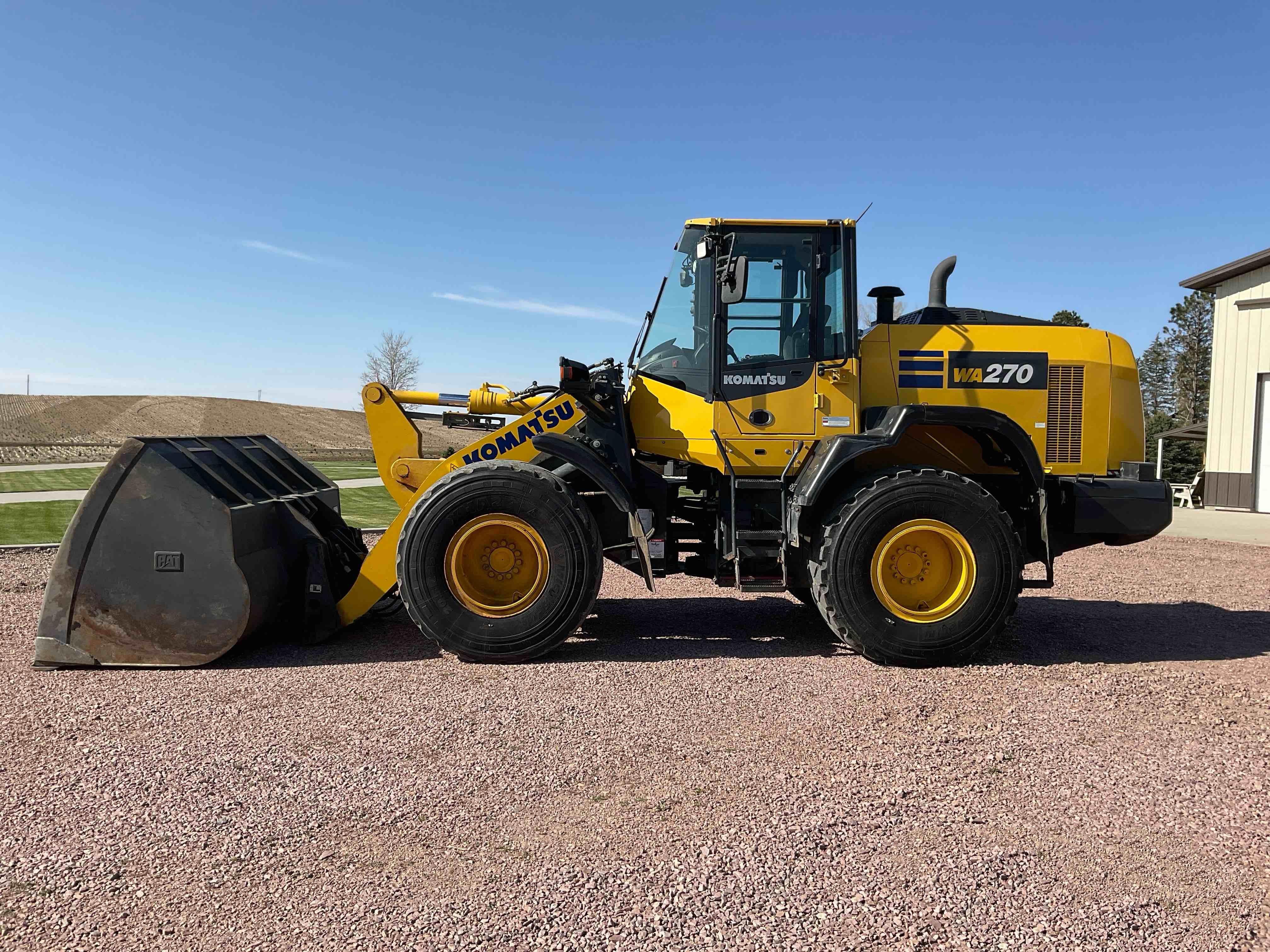 gallery 2019 Komatsu WA270-8 Wheel Loader