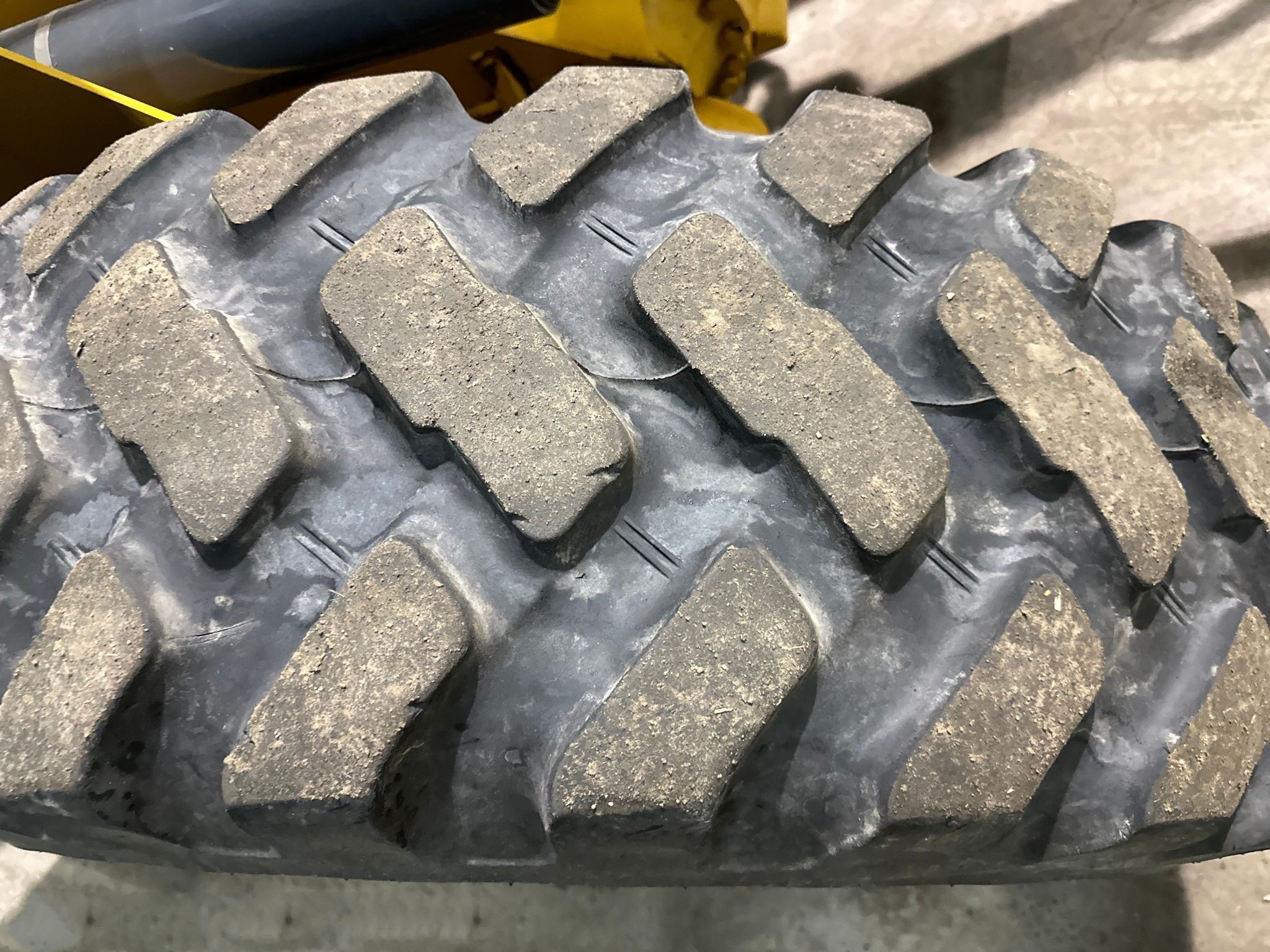 gallery 2013 John Deere 444K wheel loader
