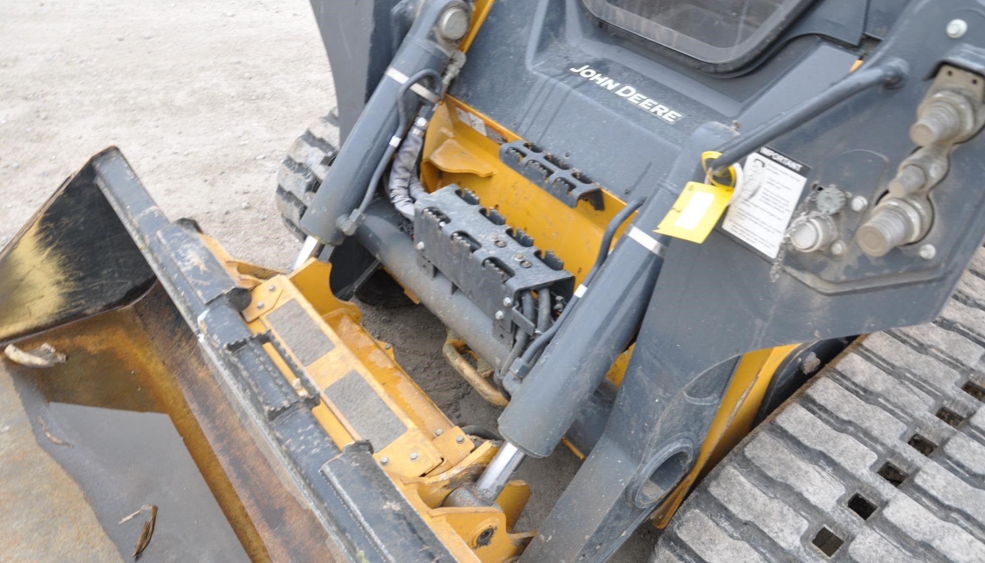 gallery 2022 John Deere 331G Compact Track Loader