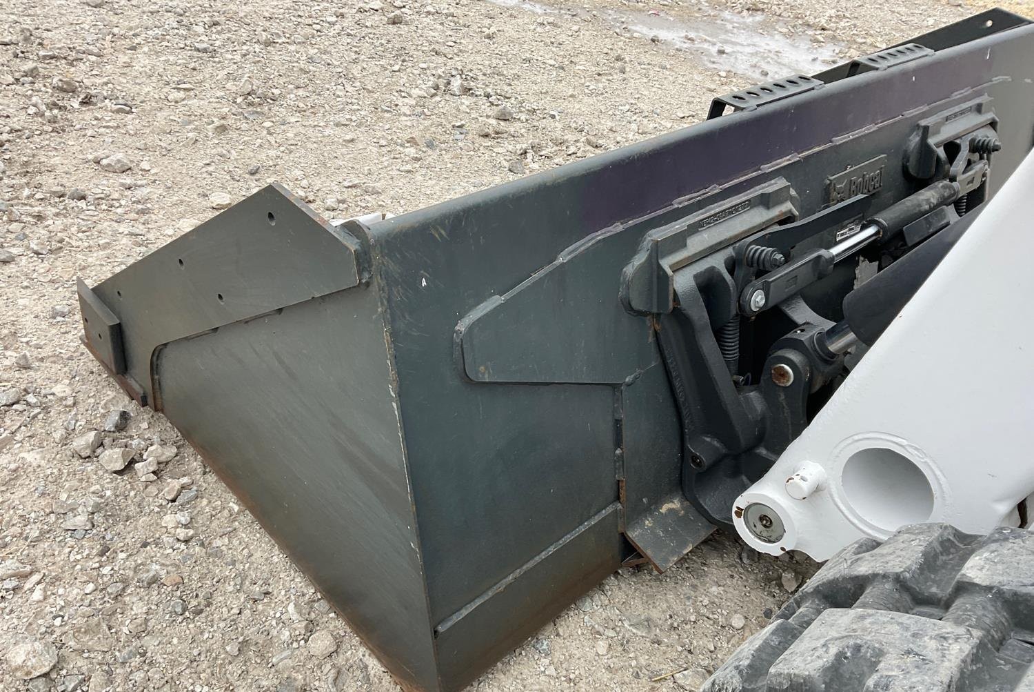 gallery 2021 Bobcat T76 R-Series Compact Track Loader
