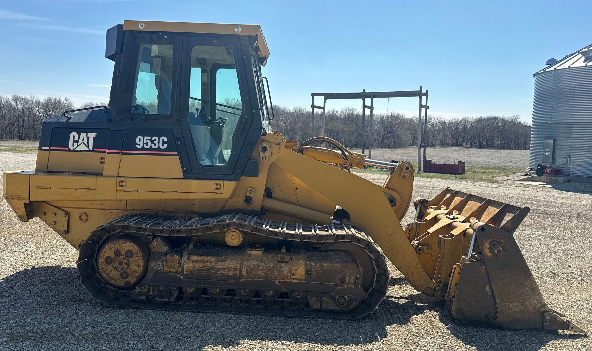 gallery 2002 Caterpillar 953C track loader