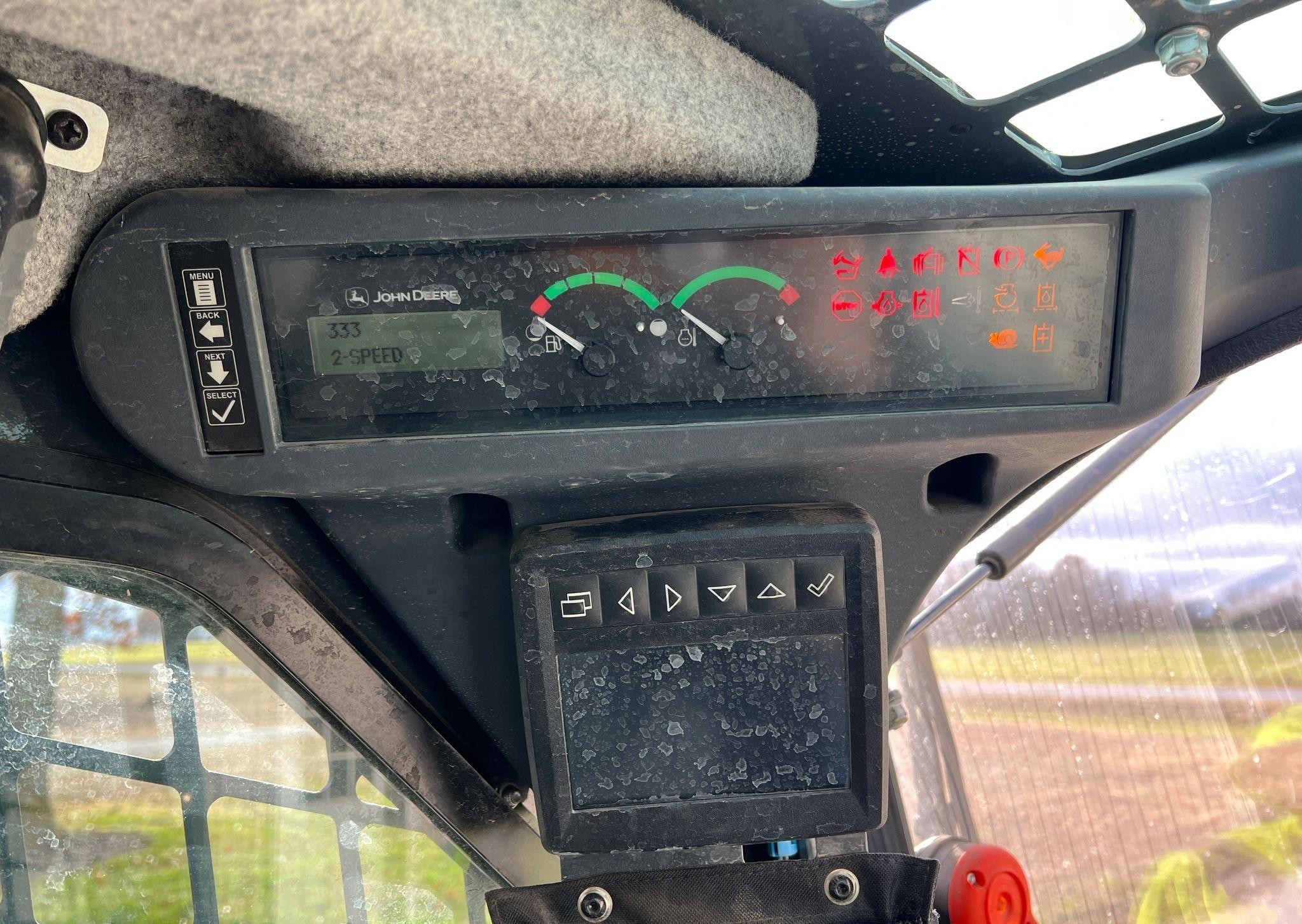 gallery 2019 John Deere 333G  tracked skid steer loader