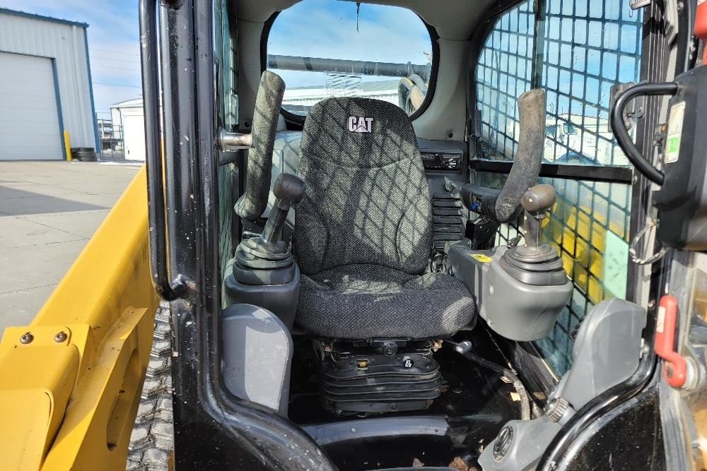 gallery 2015 Caterpillar 299DXHP Compact Track Loader