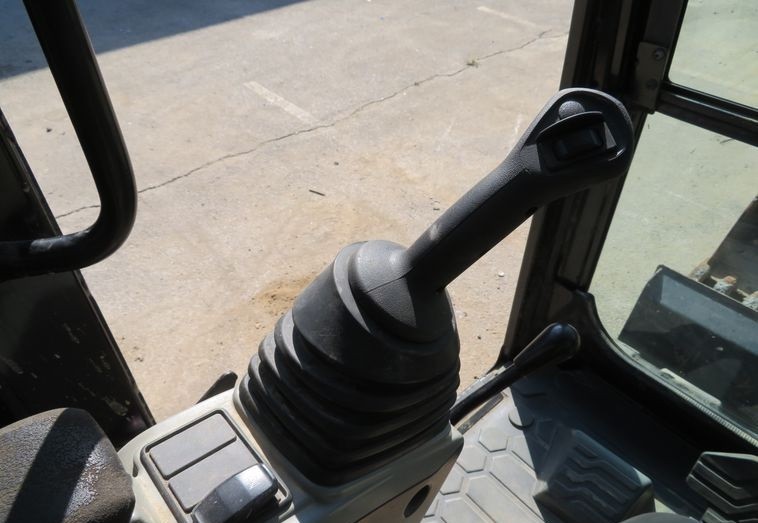 gallery 2015 Caterpillar 308E2 CR Mini excavator