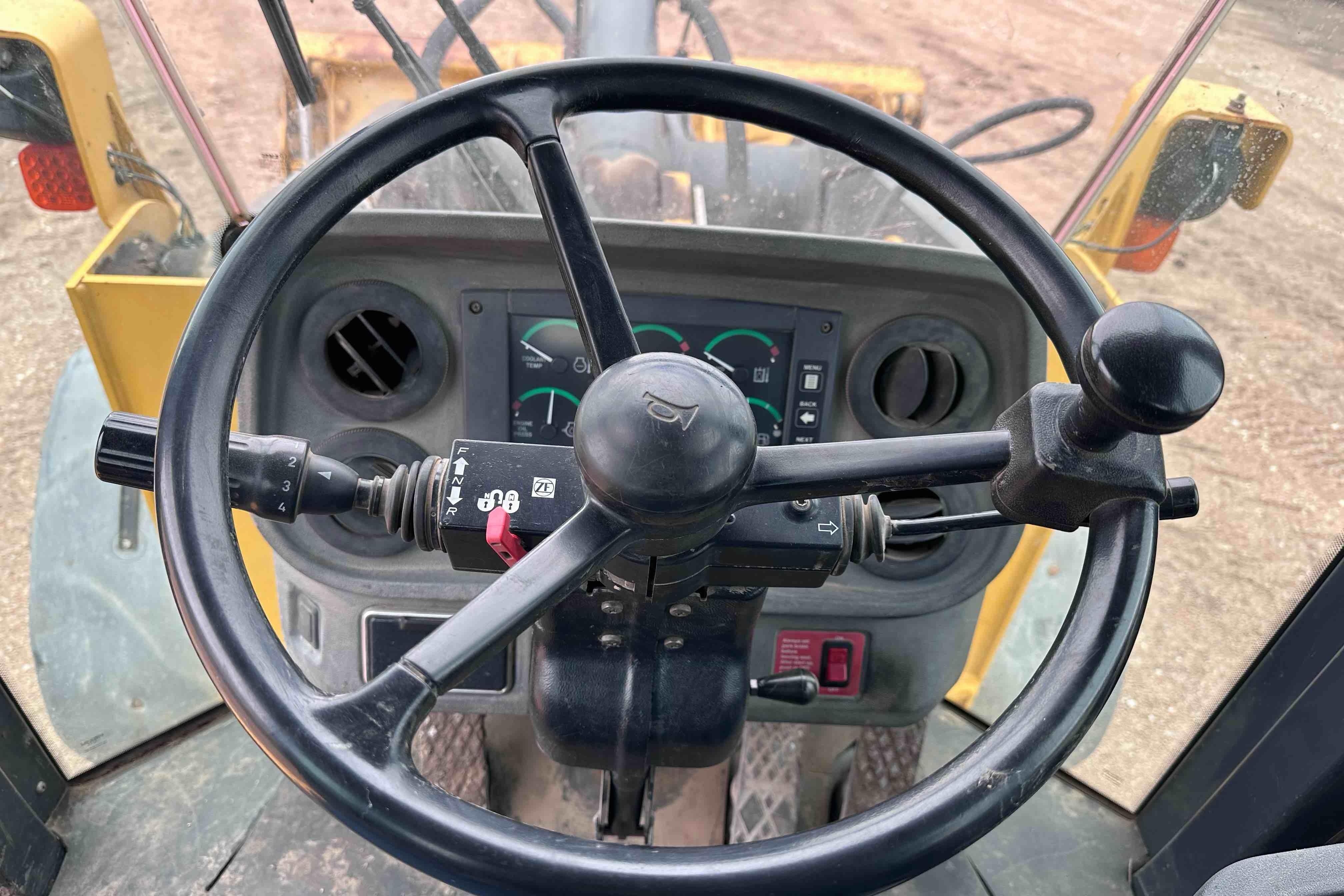 gallery 2004 John Deere 624J Wheel Loader W4-IN-1 Bucket