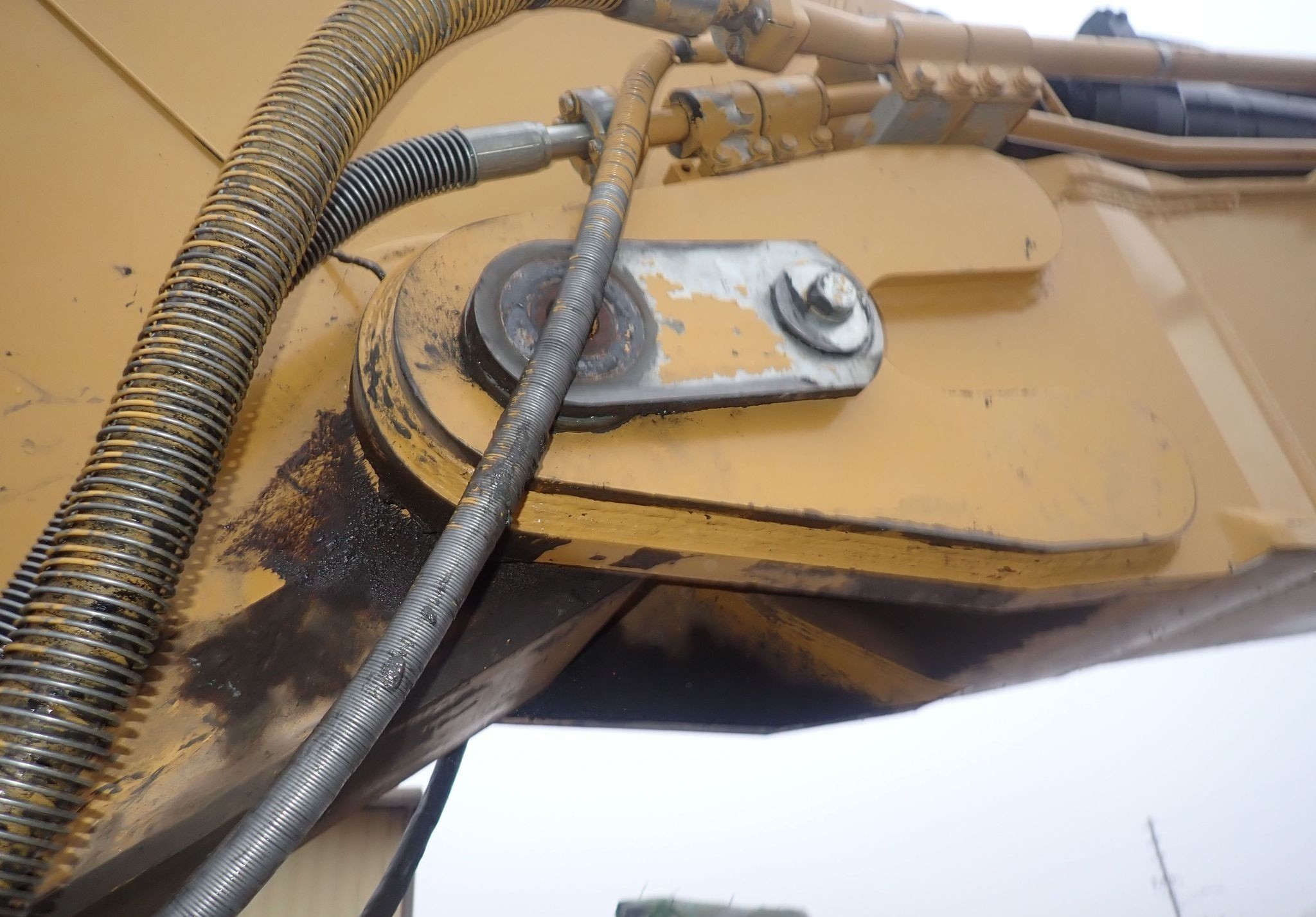 gallery 2011 Caterpillar 345D L excavator