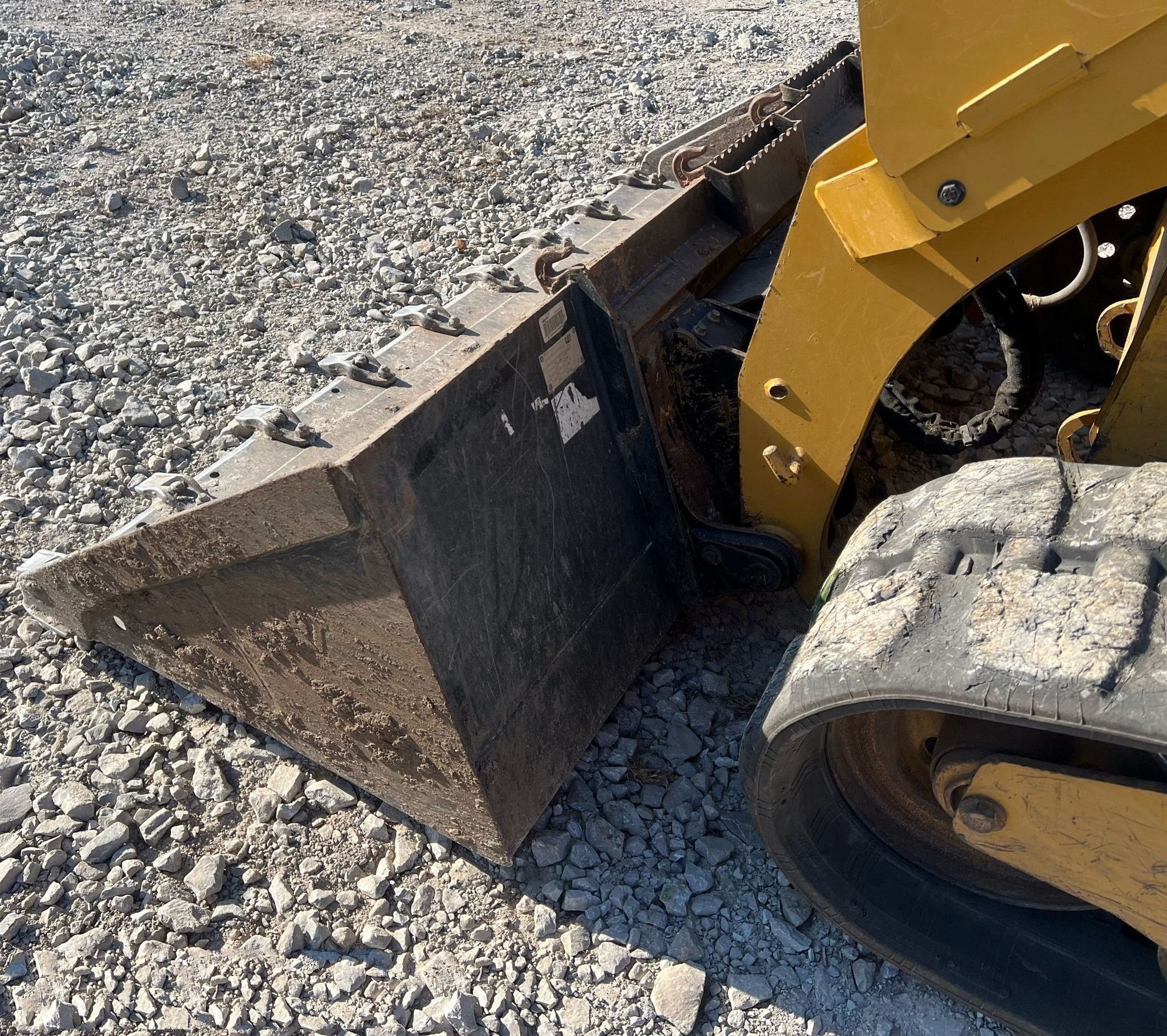 gallery 2021 Caterpillar 299D3XE tracked skid steer loader