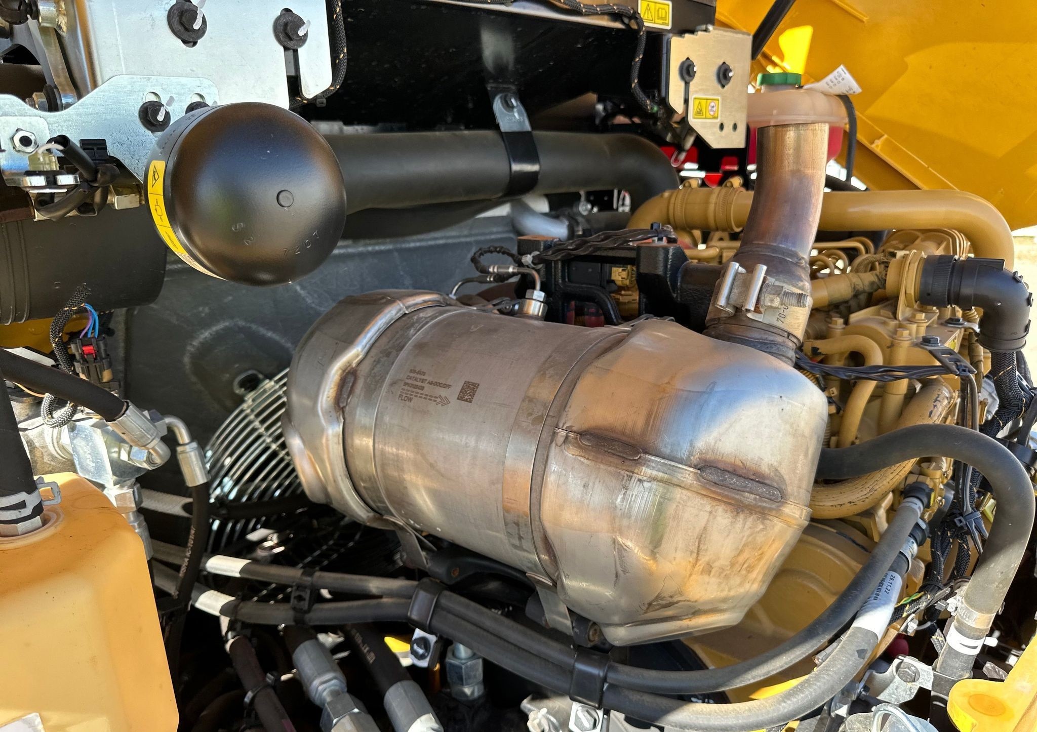 gallery 2023 Caterpillar 908 wheel loader