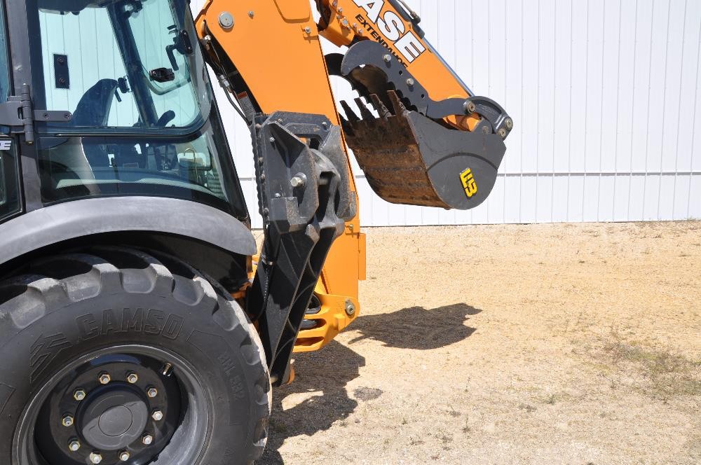 gallery 2019 Case 580 Super N 4x4 Loader Backhoe