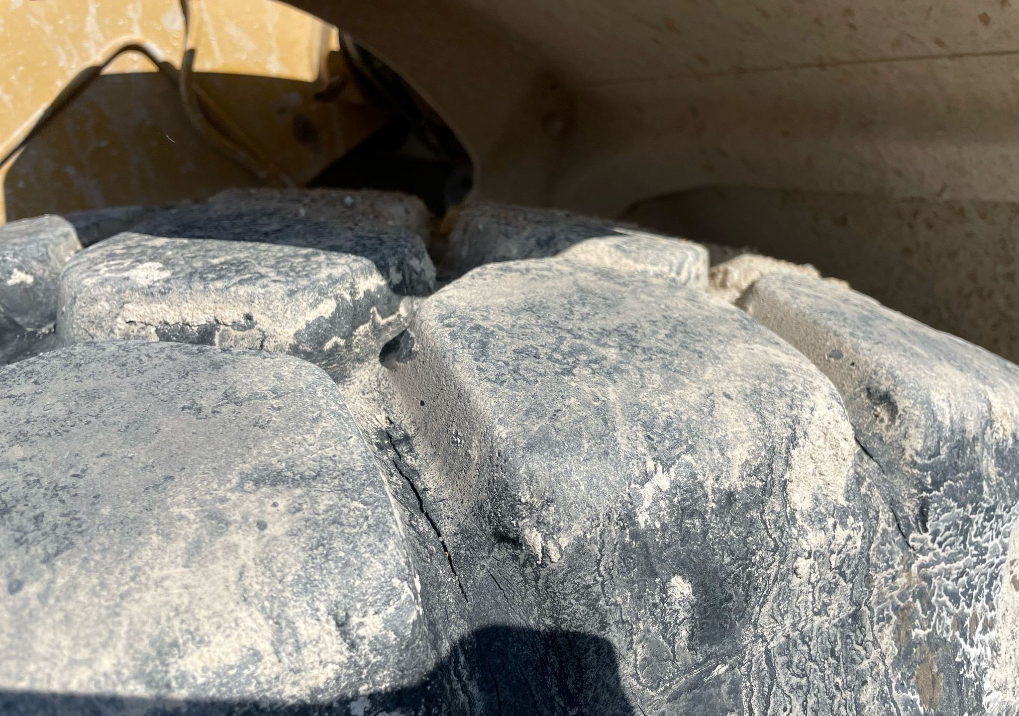 gallery 2012 Caterpillar 962K wheel loader