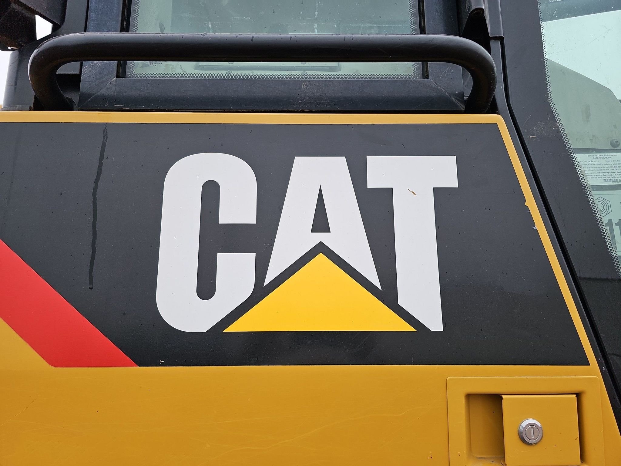 gallery 2015 Caterpillar 963D track loader