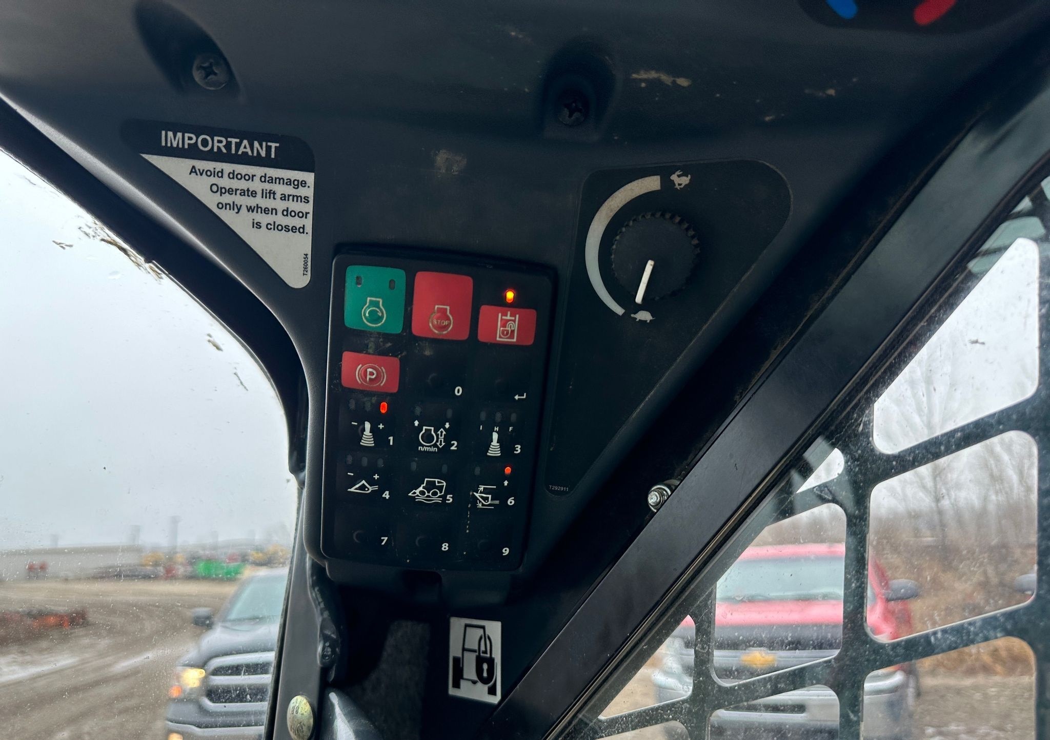 gallery 2019 John Deere 325G tracked skid steer loader