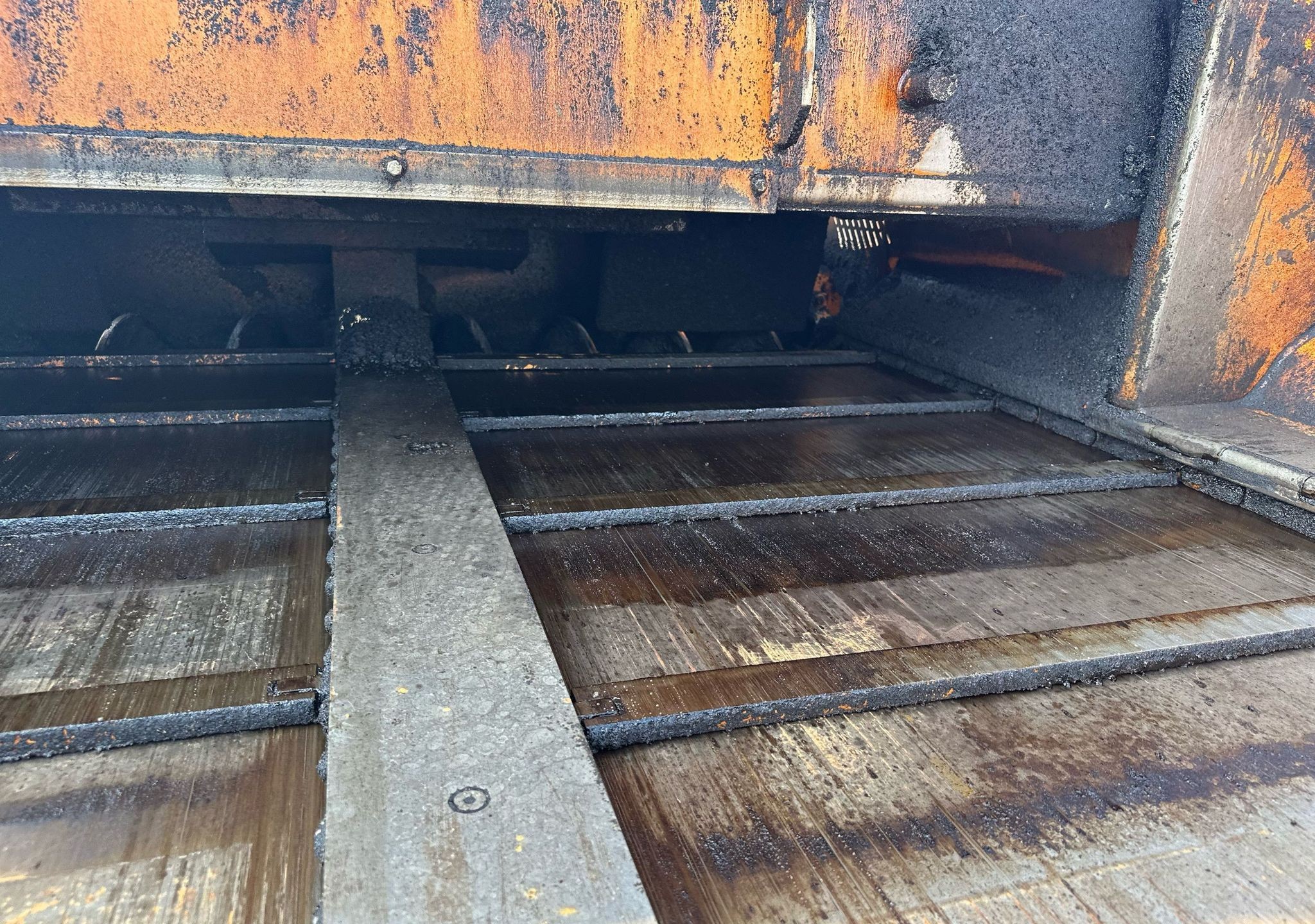 gallery 2018 LeeBoy 8500D paver