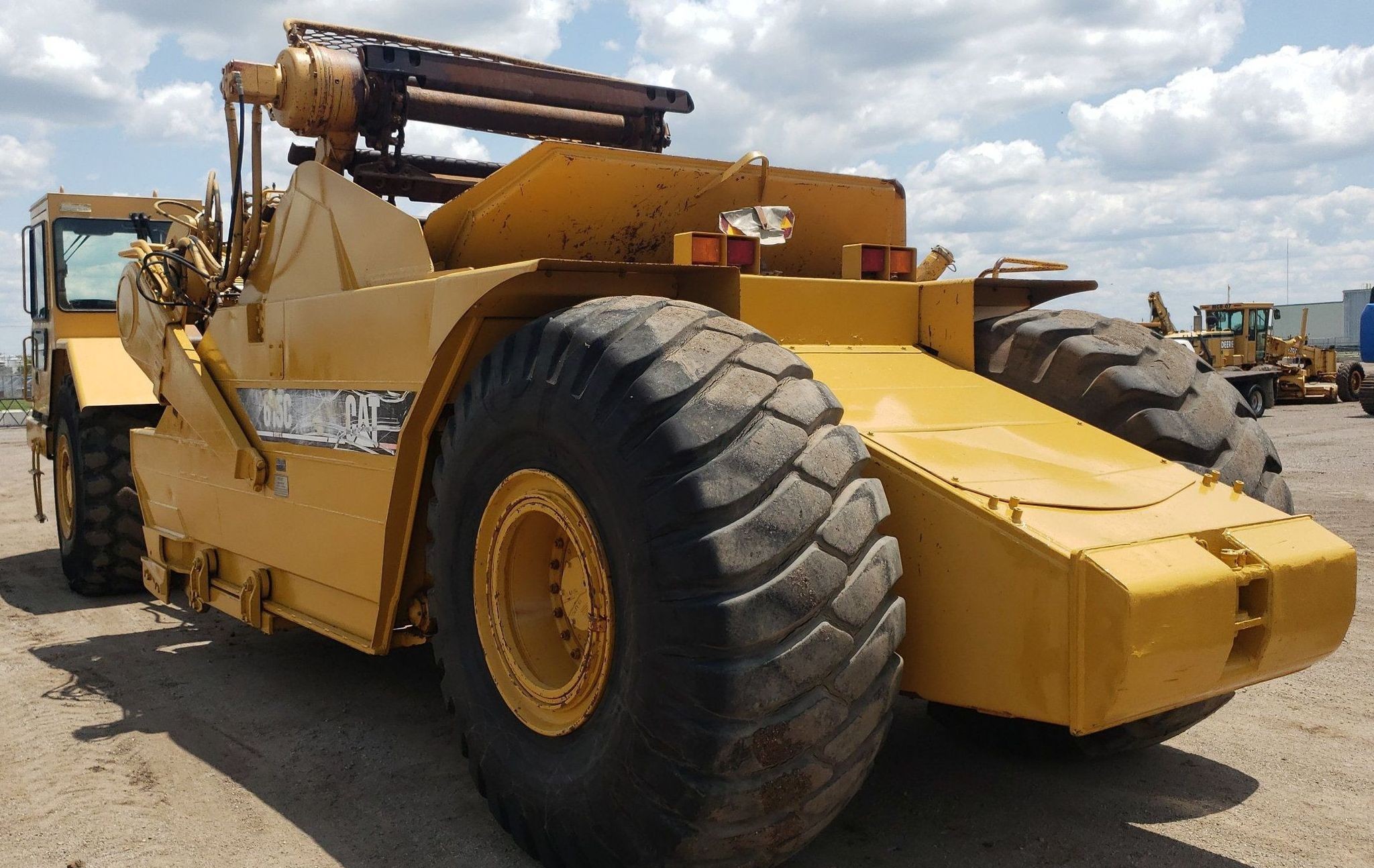 gallery 2006 Caterpillar 615C elevating scraper