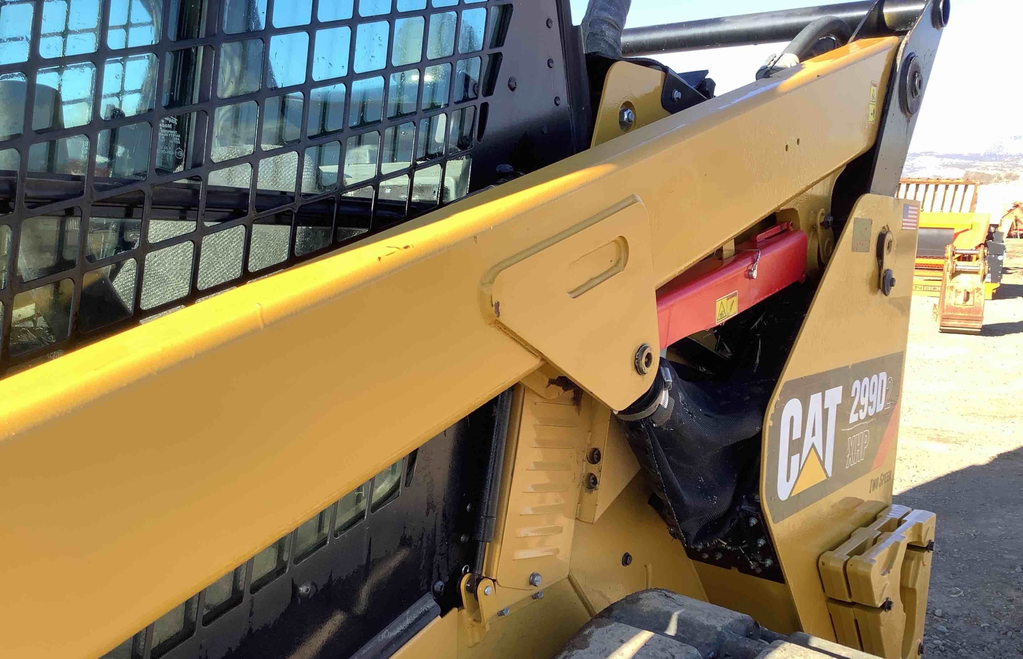 gallery 2019 Caterpillar 299D2 XHP Compact Track Loader
