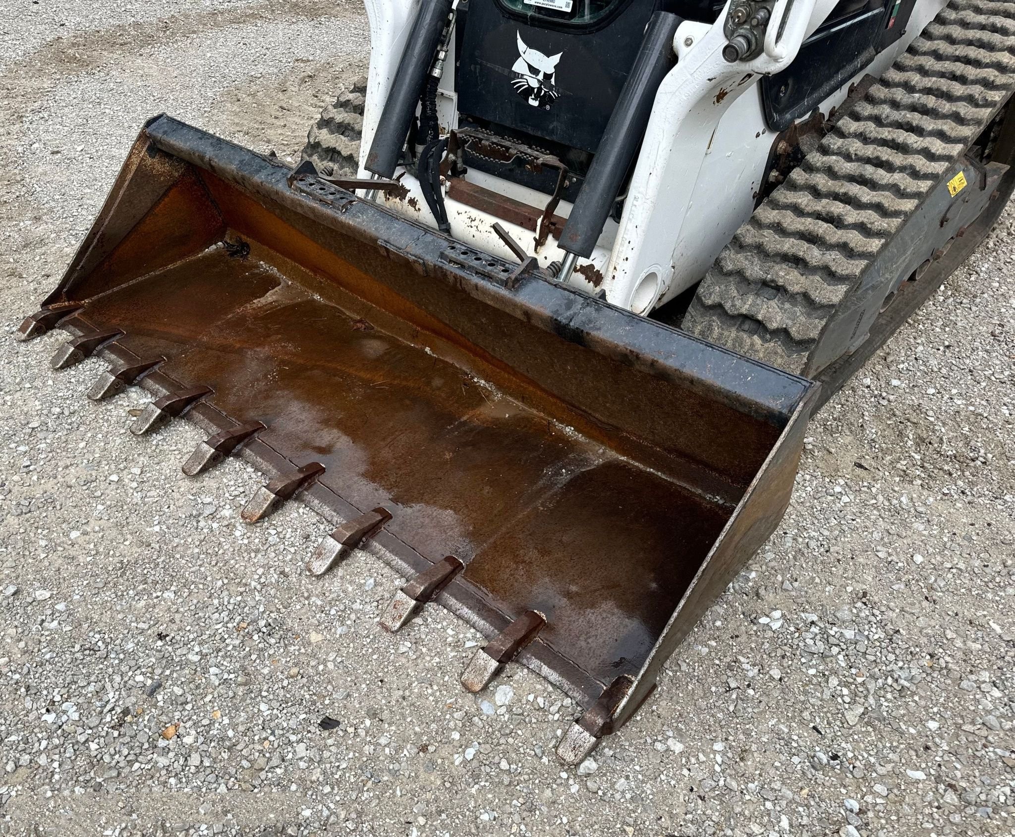 gallery 2022 Bobcat T76 R-Series tracked skid steer loader