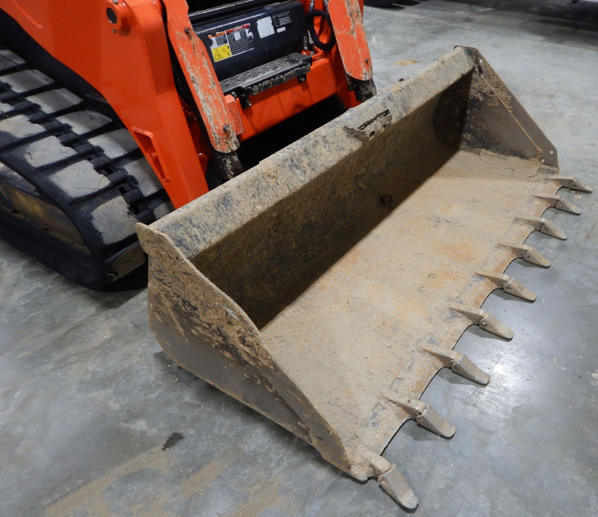 gallery 2019 Kubota SVL95-2S tracked skid steer loader