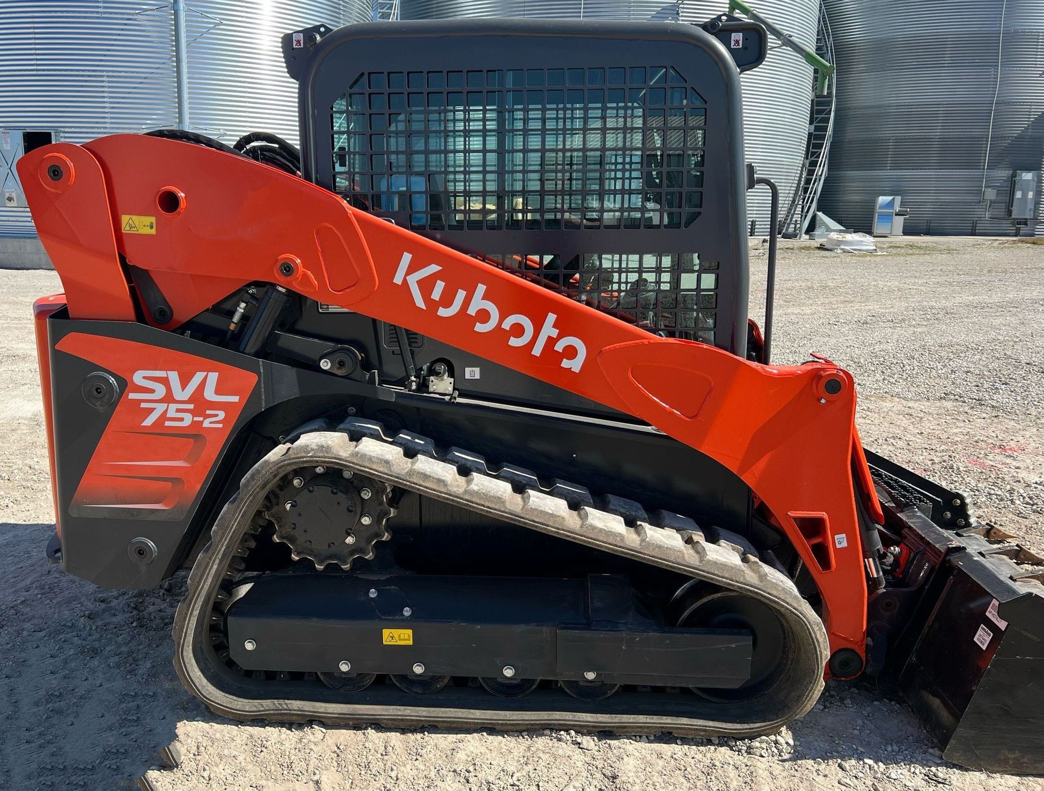 gallery 2022 Kubota SVL75-2 tracked skid steer loader