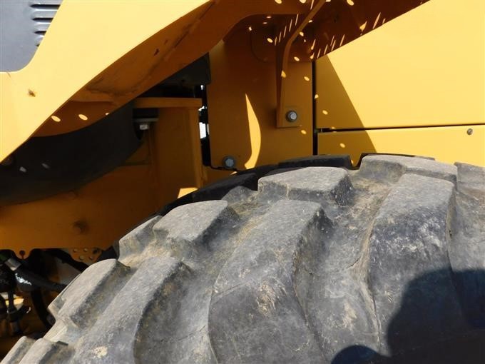 gallery 2014 John Deere 524K High Lift Wheel Loader