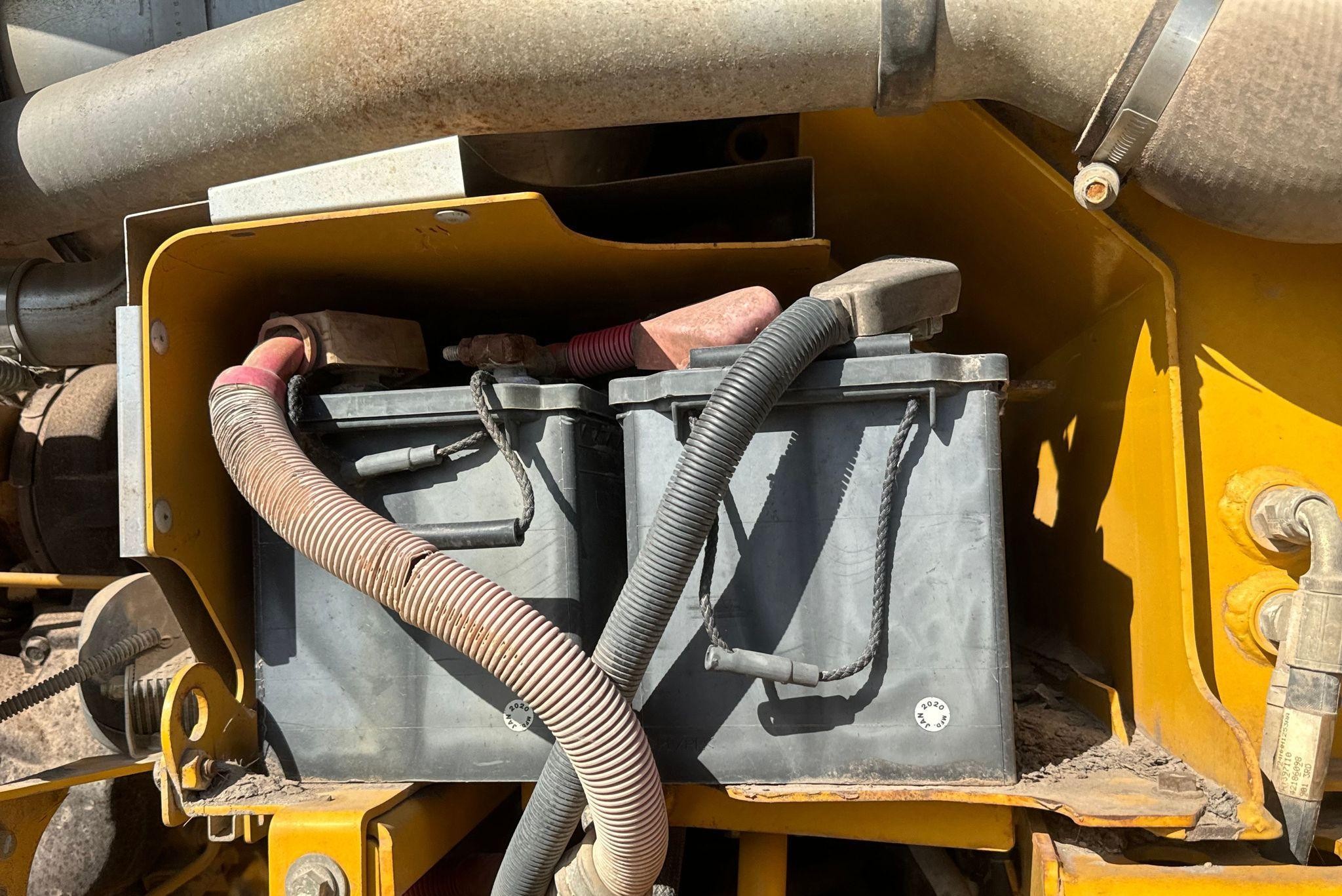 gallery 2013 John Deere 772G motor grader