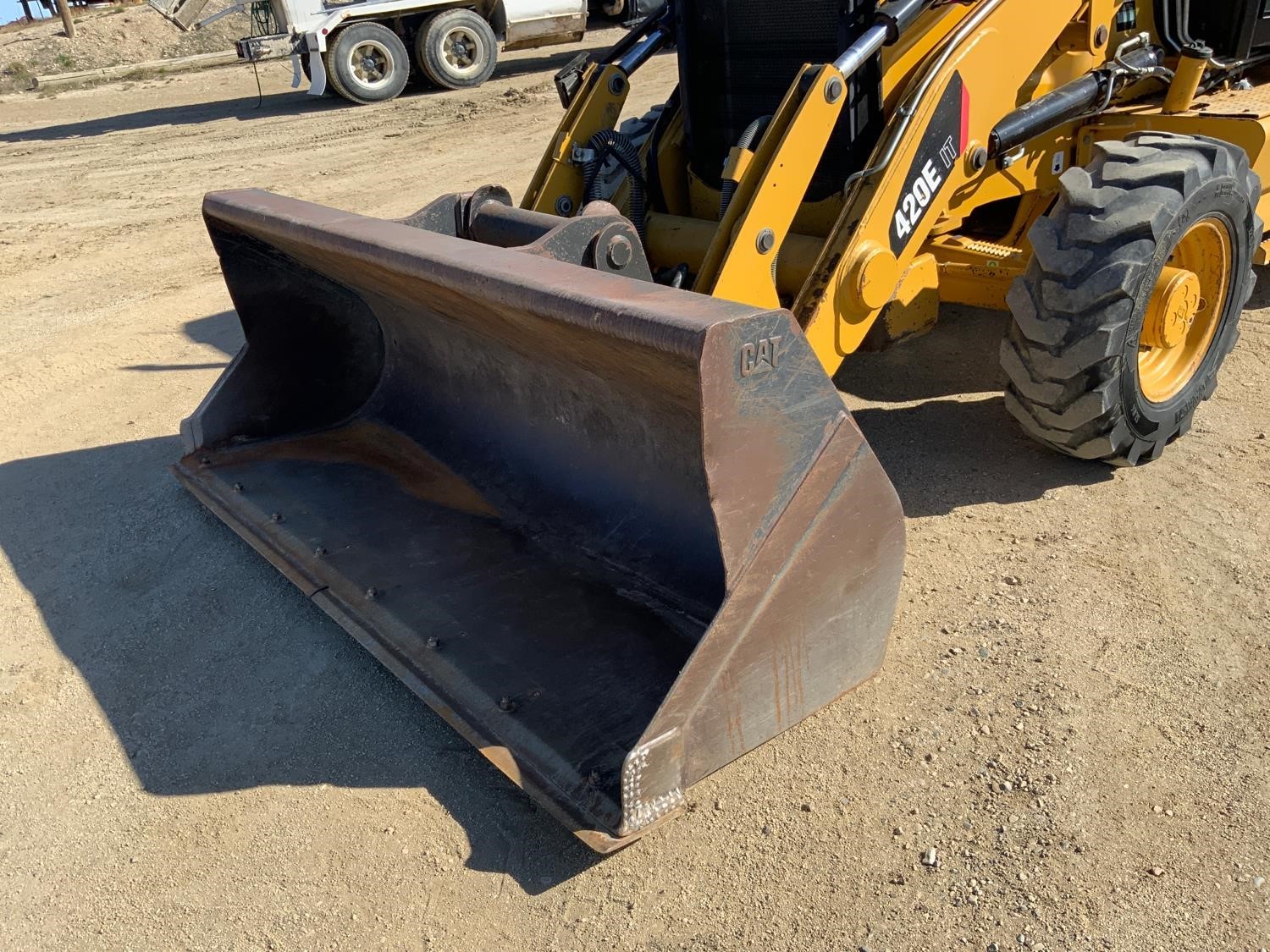 gallery 2011 Caterpillar 420E IT 4x4 Loader Backhoe
