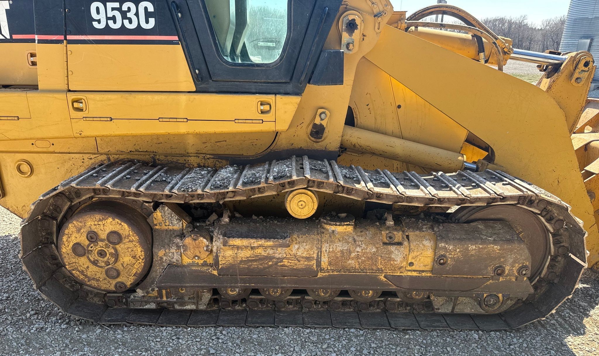 gallery 2002 Caterpillar 953C track loader