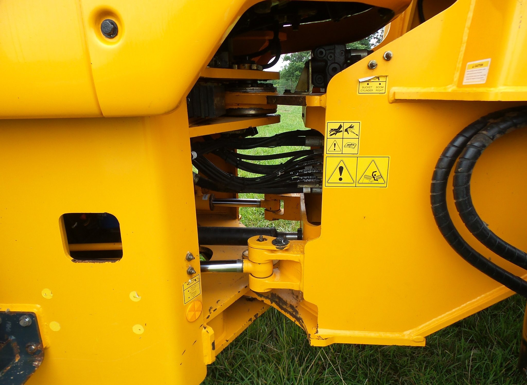 gallery 2013 Hyundai HL740-9 wheel loader