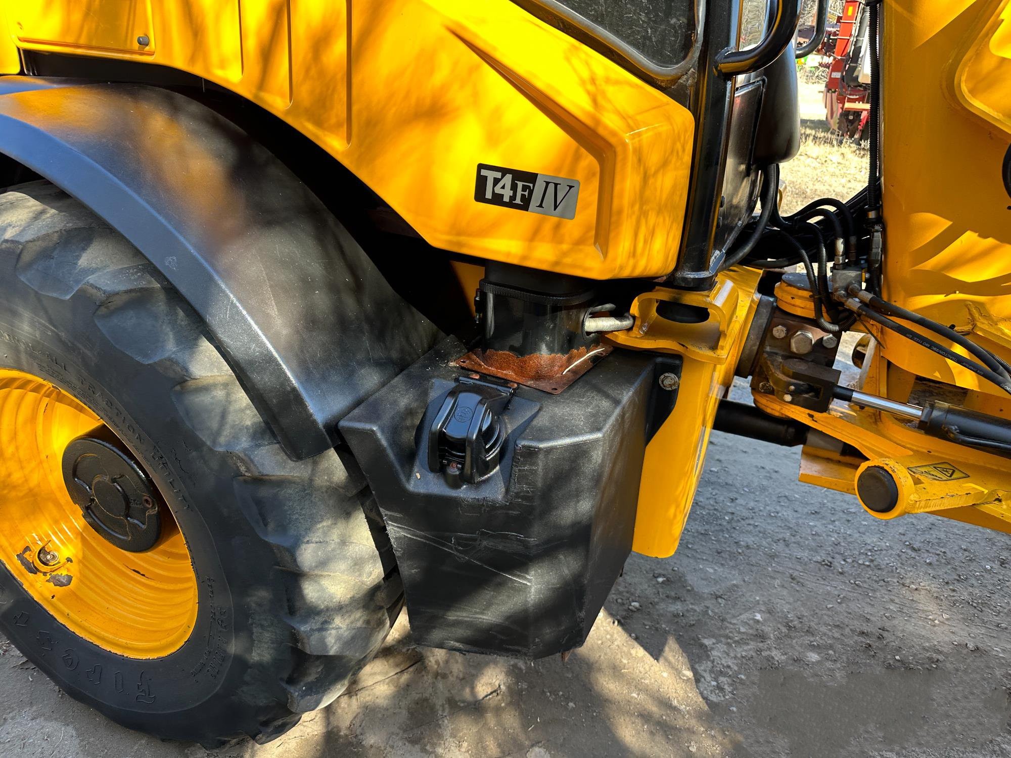gallery 2017 JCB TM320 4x4 Telehandler