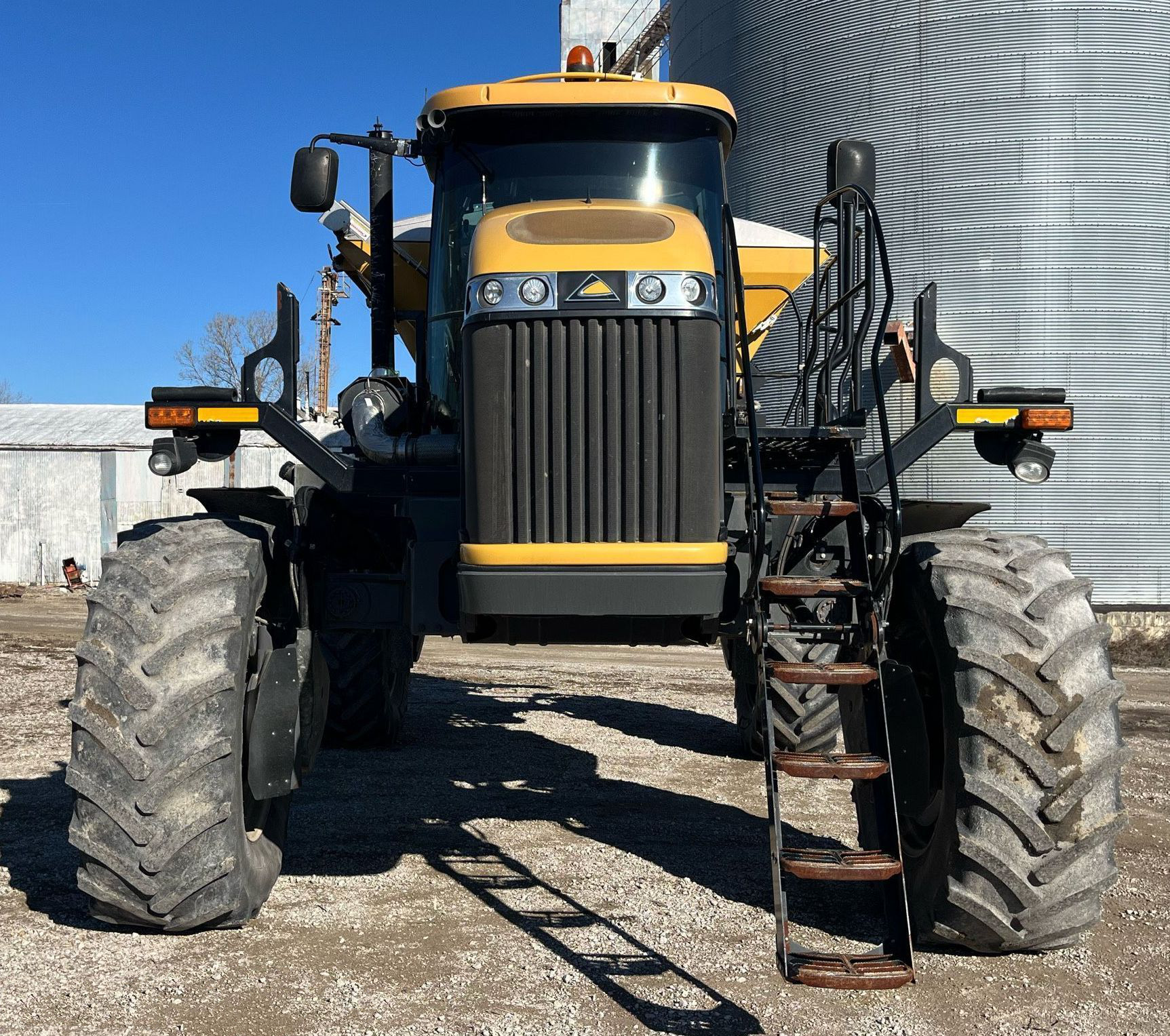 gallery 2013 Rogator RG1100 applicator
