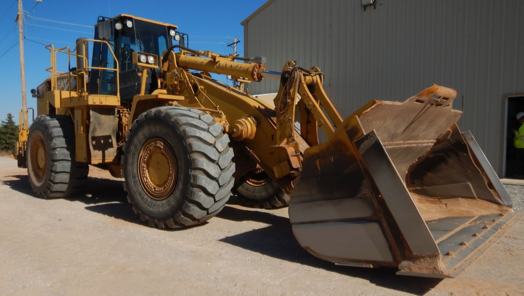 gallery 2006 Caterpillar 988H wheel loader