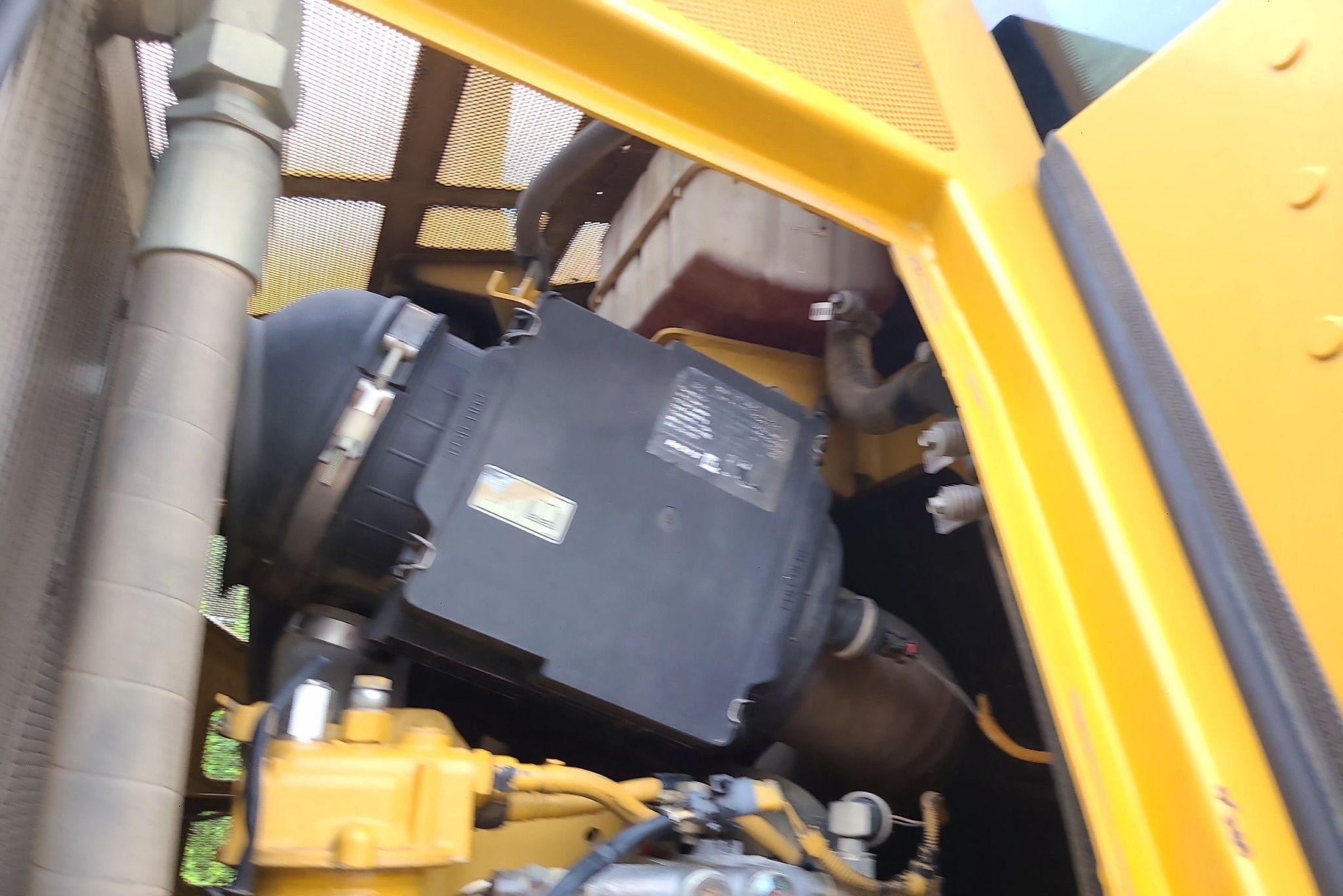 gallery 2008 Caterpillar 963D track loader