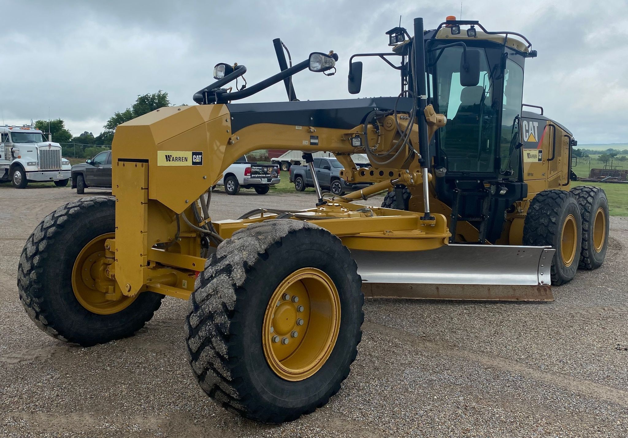 gallery 2010 Caterpillar 140M motor grader