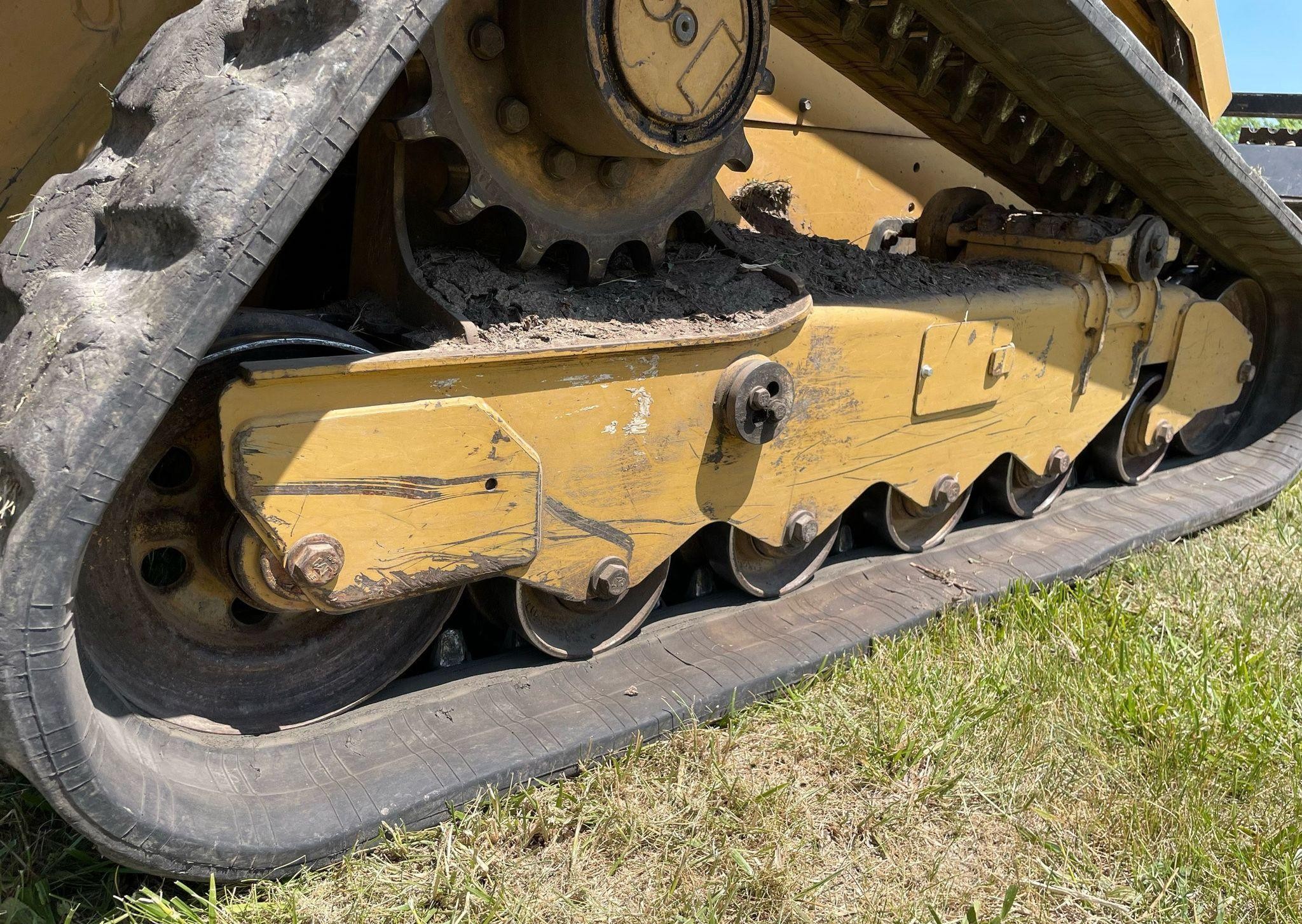 gallery 2017 Caterpillar 299D2XHP Skid Steer