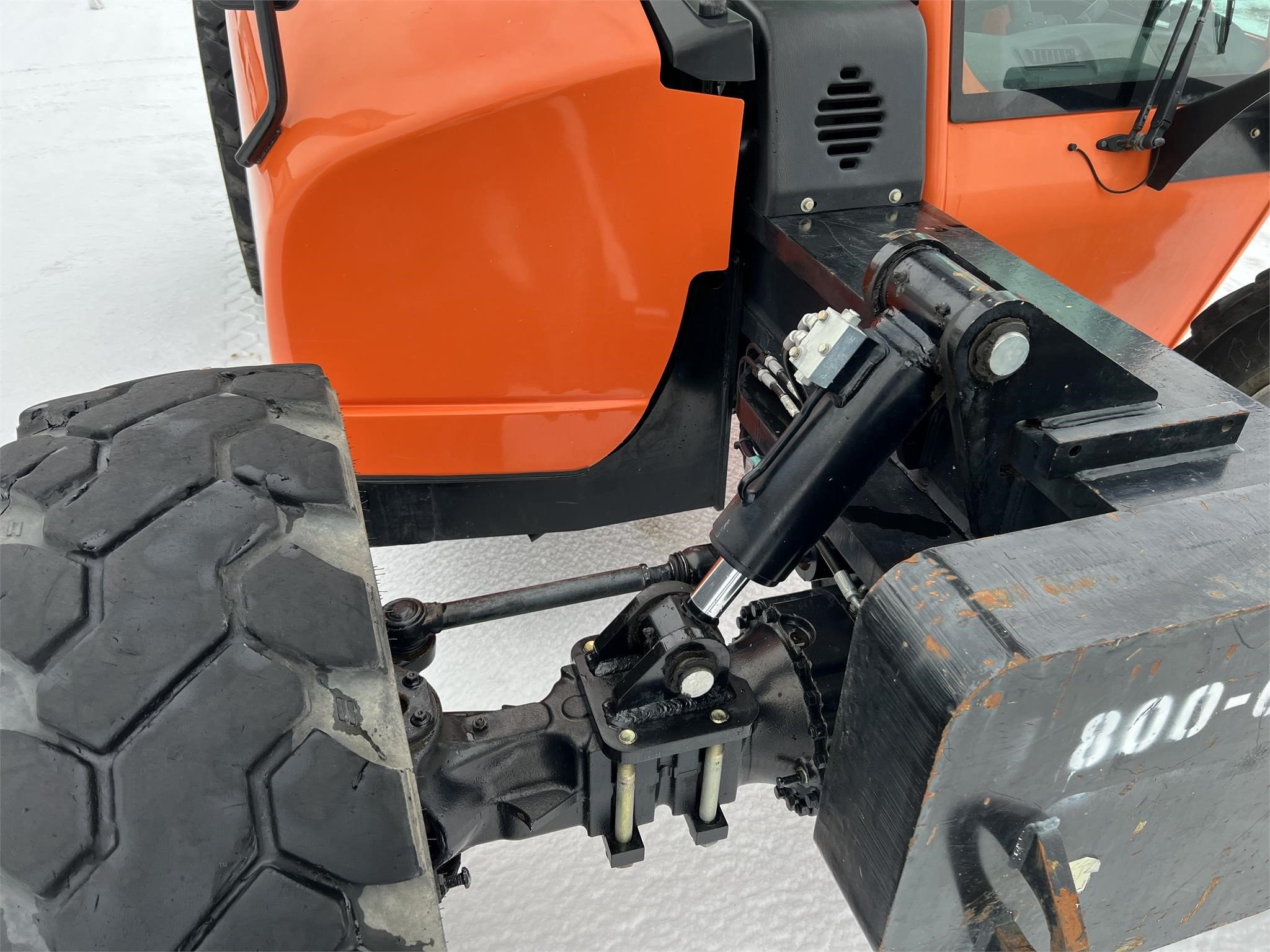gallery 2015 JLG G9-43A Tellahandler