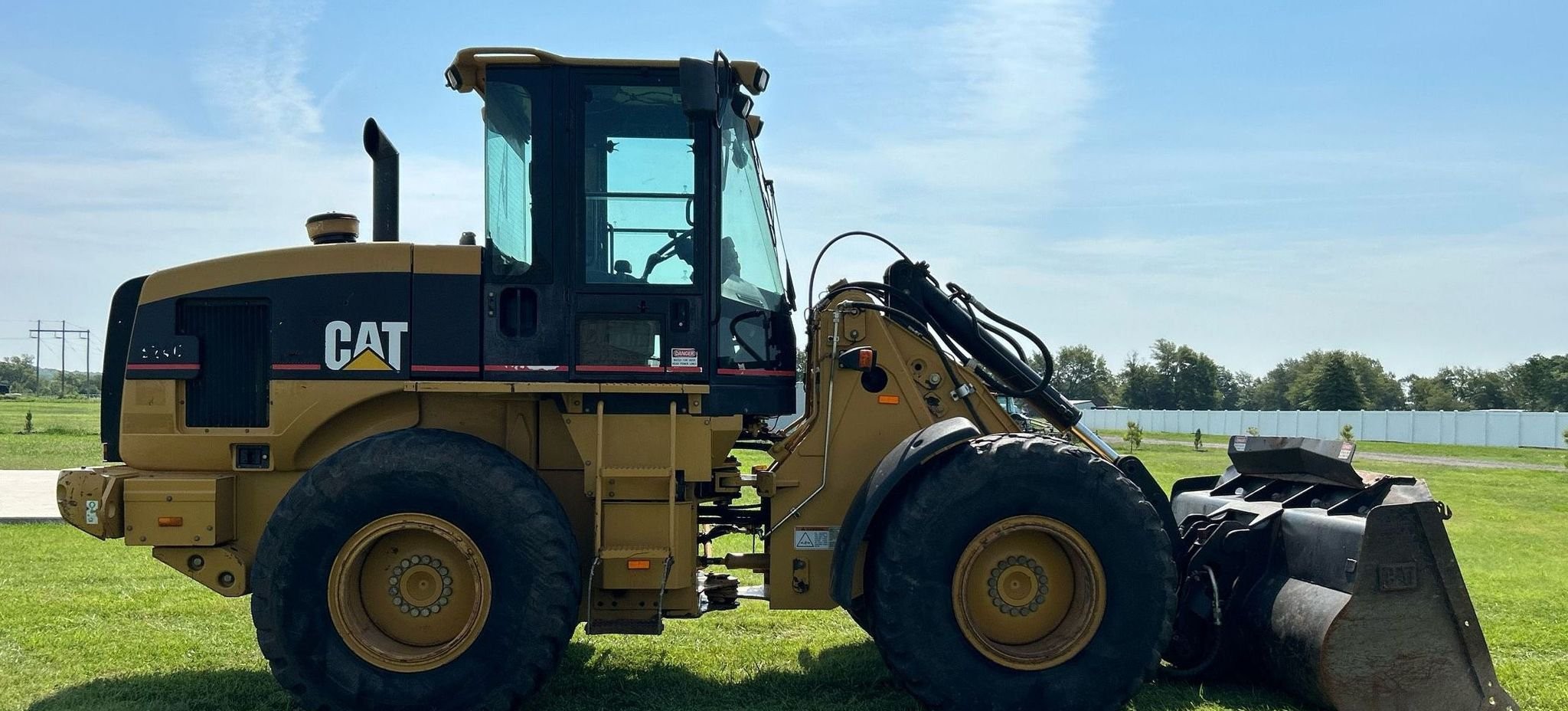 gallery 2001 Caterpillar 924G wheel loader
