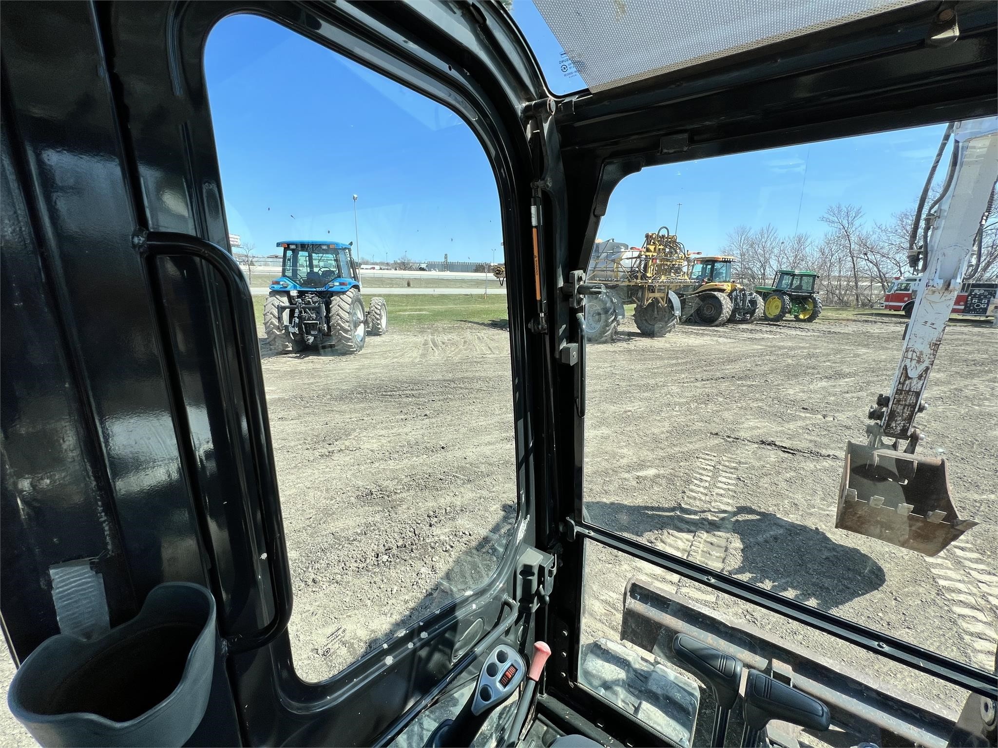gallery 2016 BOBCAT E85  Mini Excavator