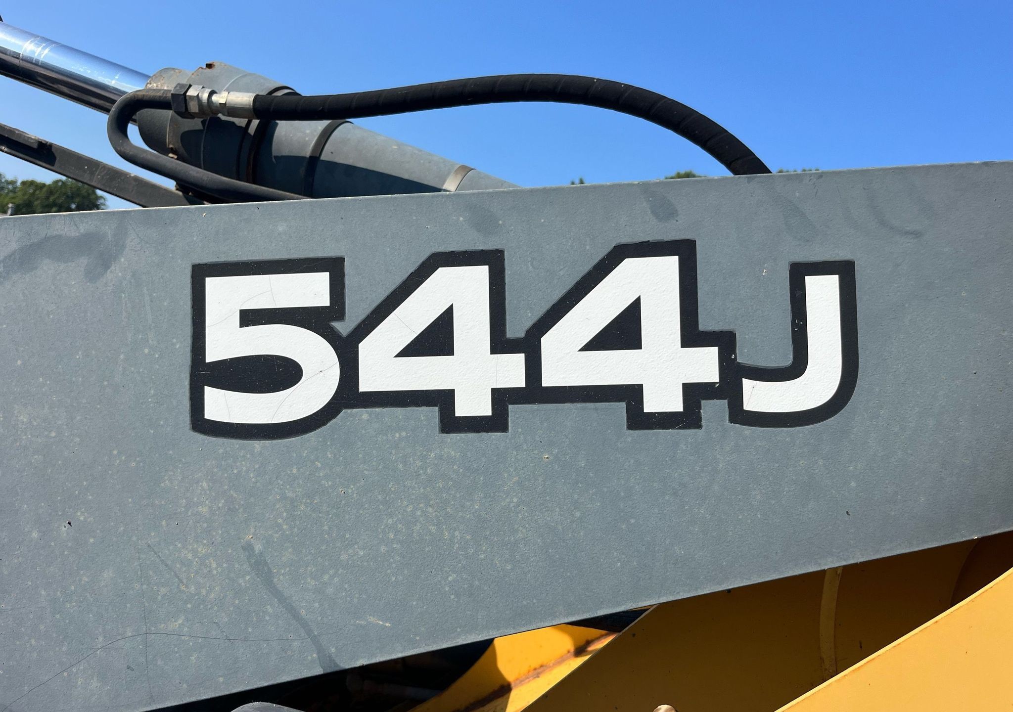 gallery 2005 John Deere 544J wheel loader