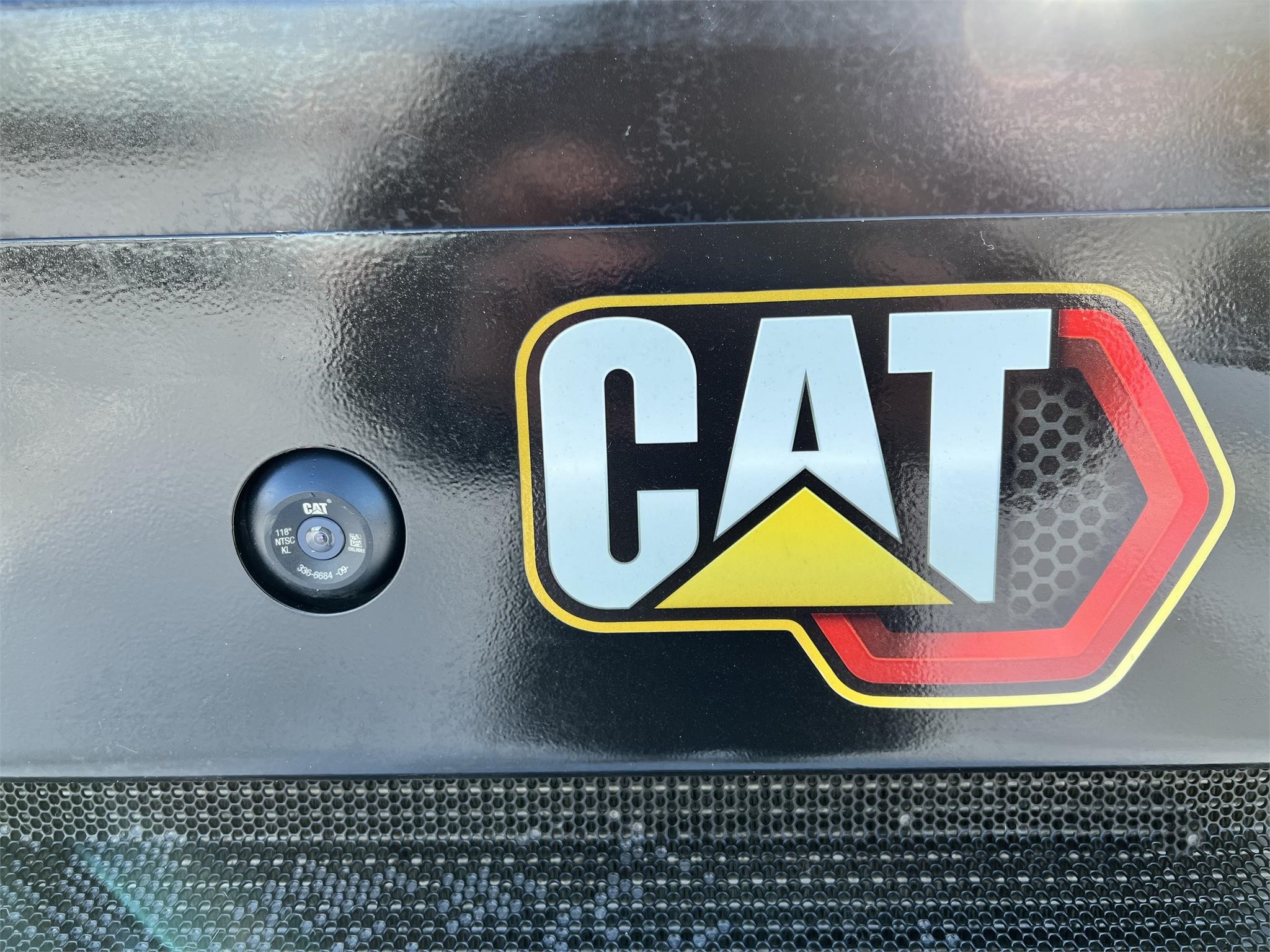 gallery 2019 Caterpillar 289D Skid Steer