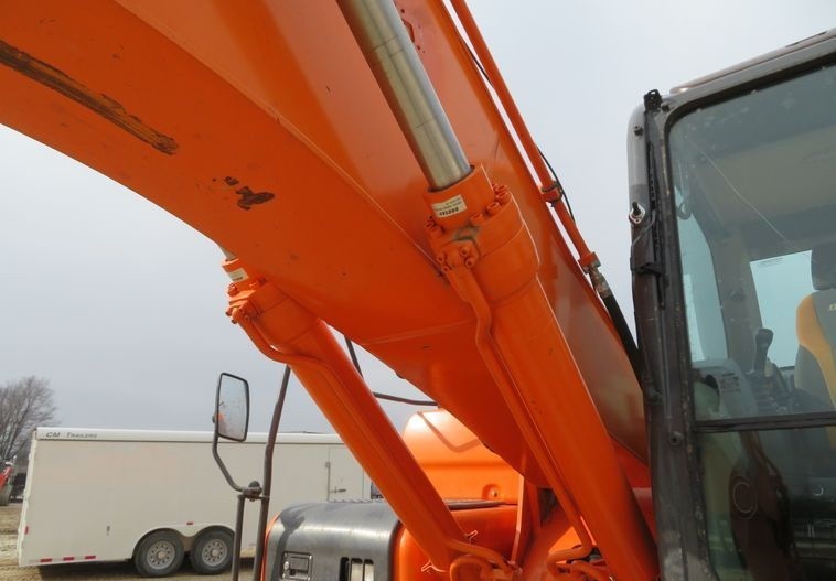 gallery 2014 Doosan DX225LC-3 excavator