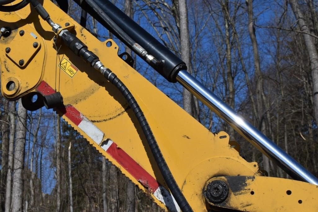 gallery 2017 CATERPILLAR 420F2 BACKHOE
