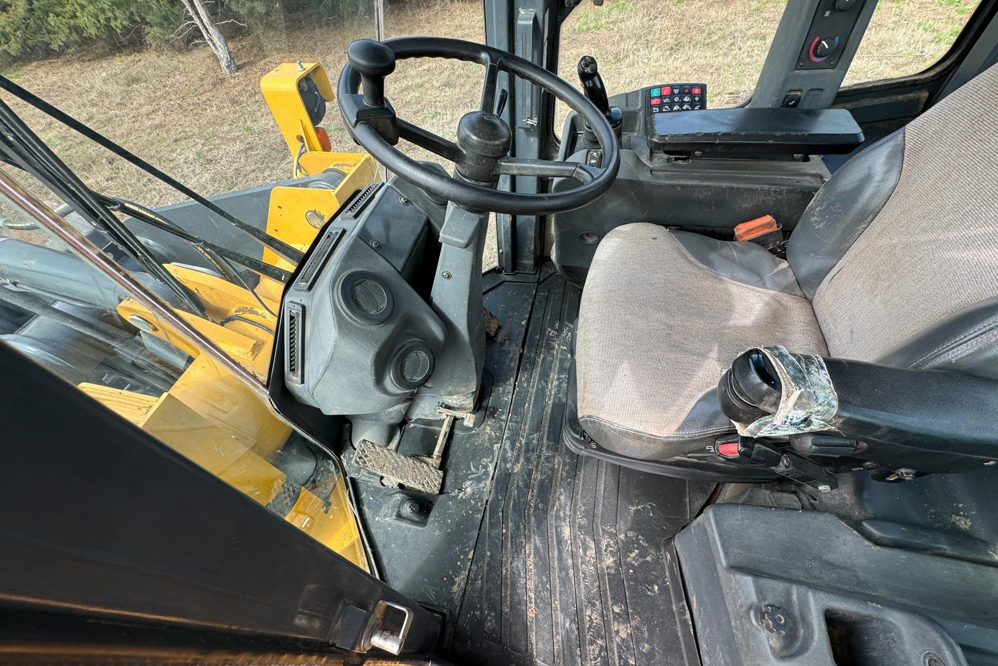 gallery 2013 John Deere 524K High Lift Wheel Loader,
