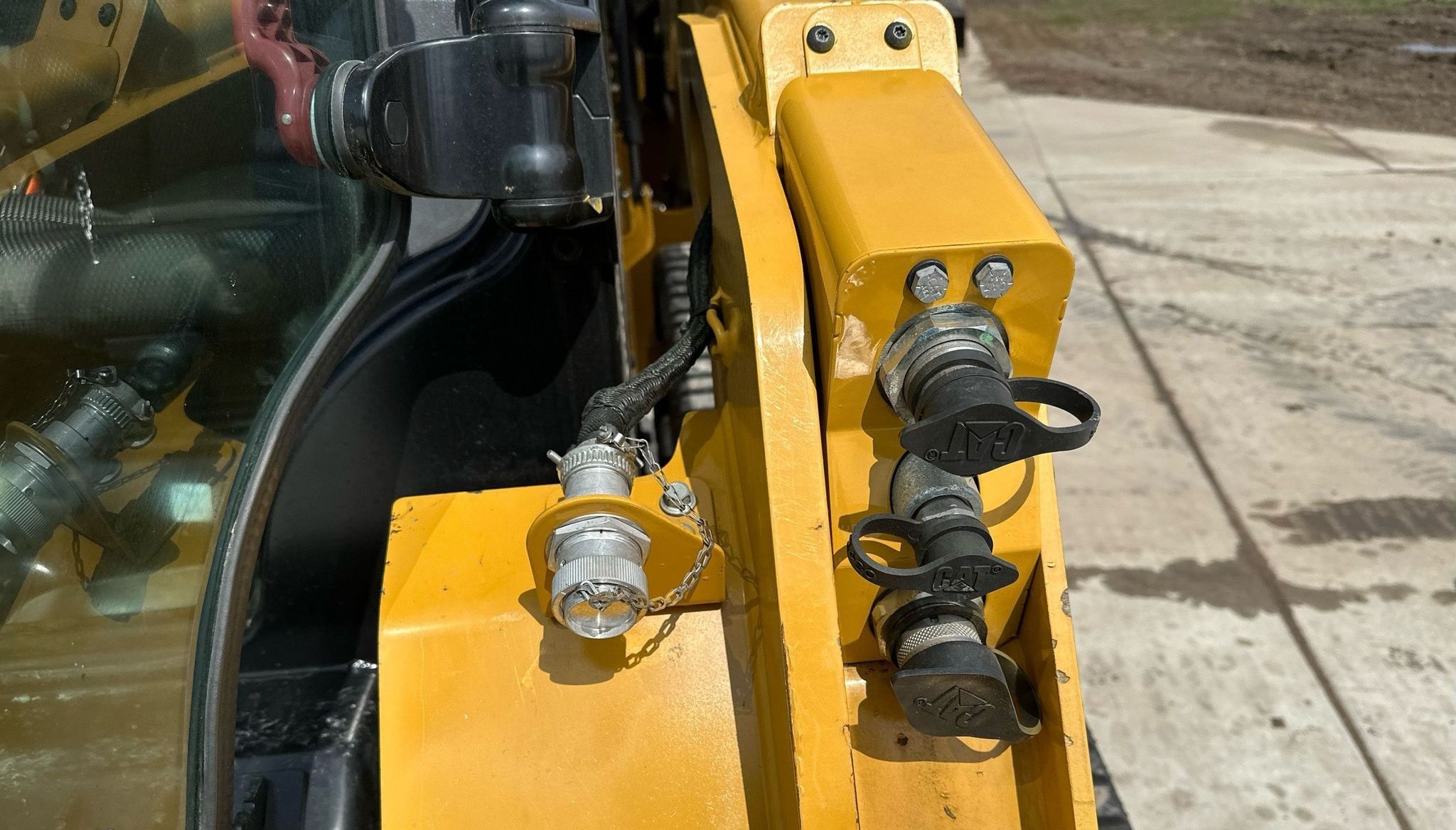 gallery 2022 Caterpillar 259D3 tracked skid steer loader